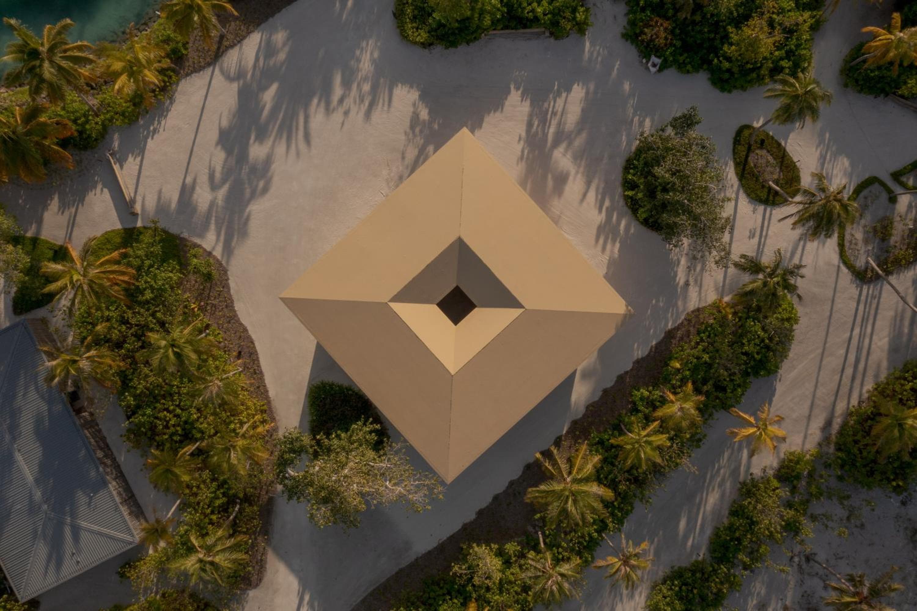 Patina Maldives, Fari Islands - View 143