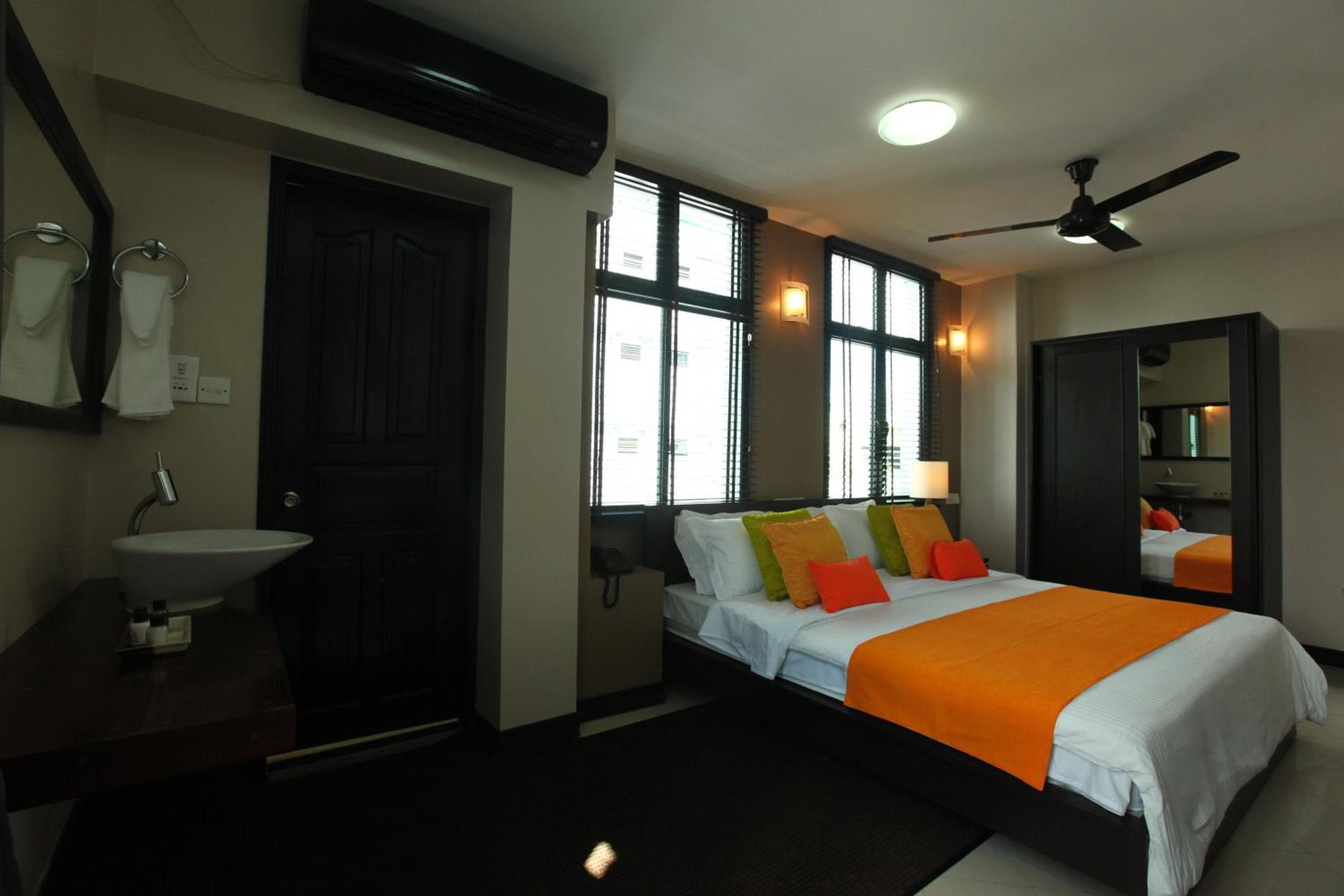 The Beehive - View 13