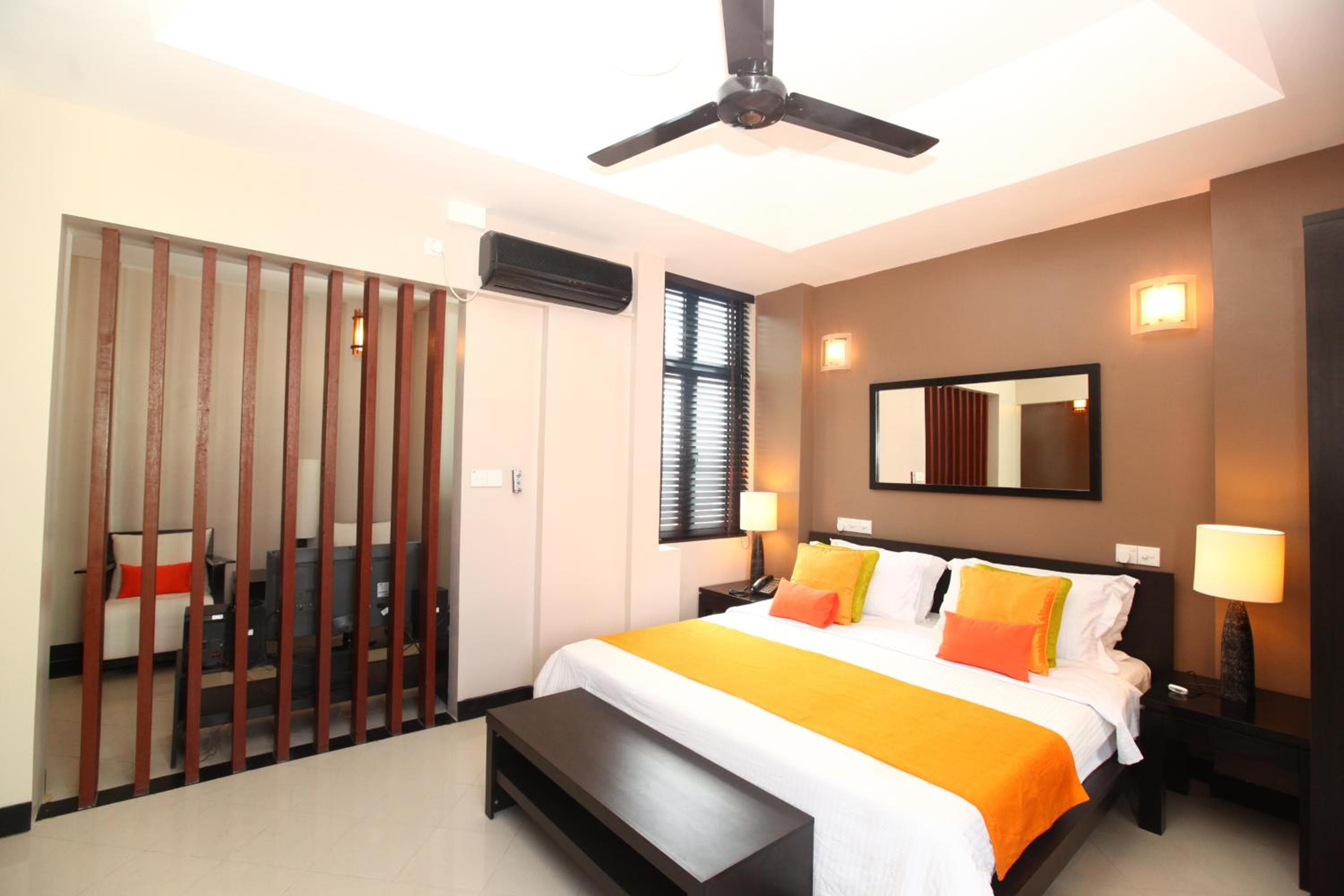 The Beehive - View 9