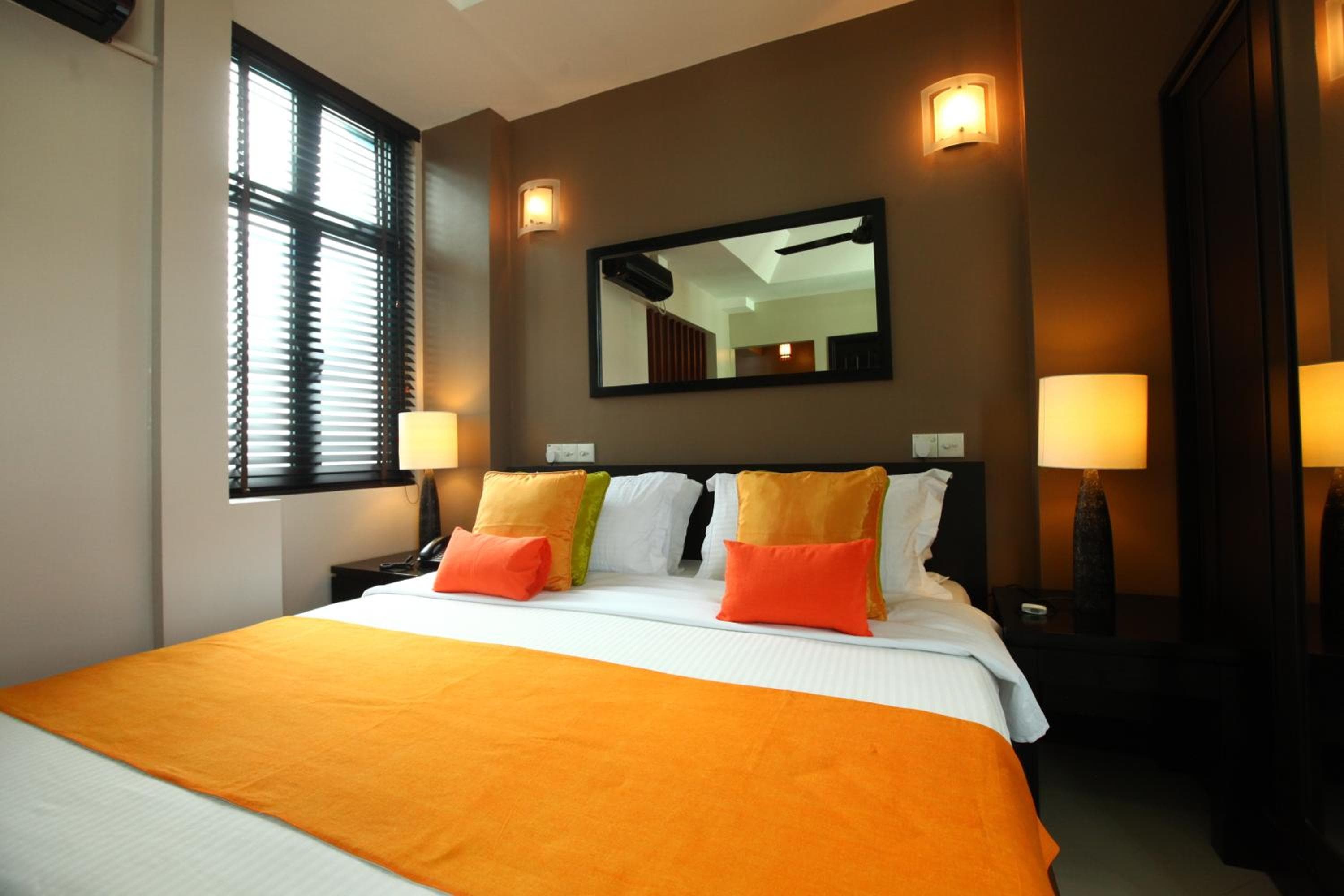 The Beehive - View 33