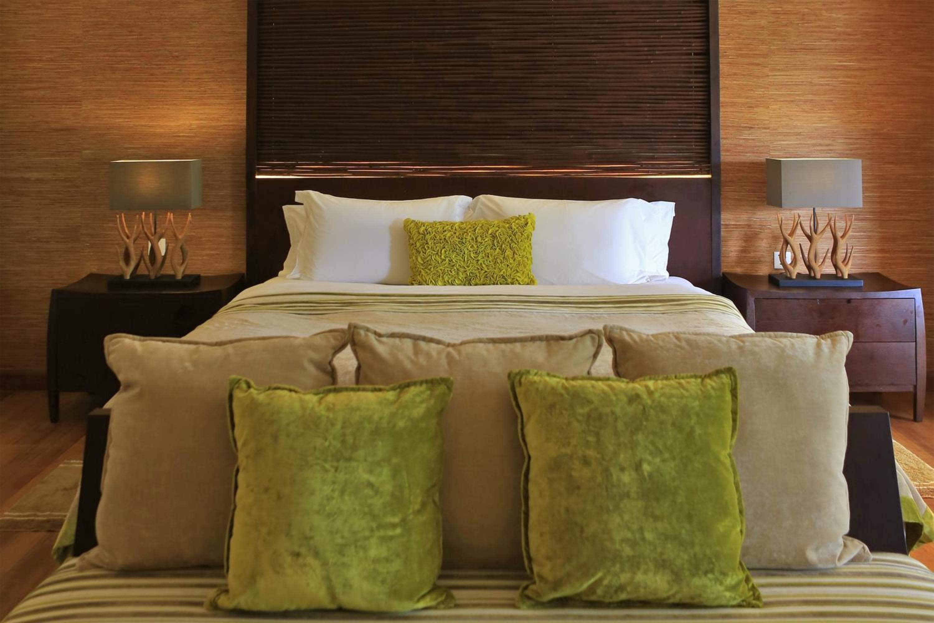 Kurumba Maldives - View 100