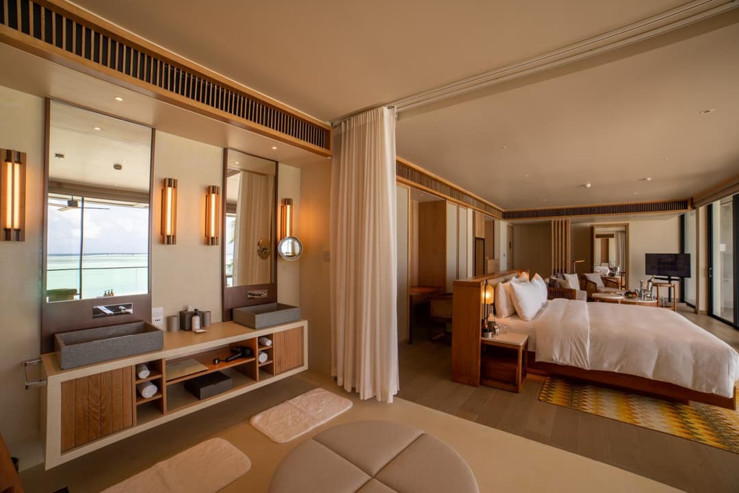 Kuda Villingili Maldives, Free Return Transfers 03 nights & above - View 5