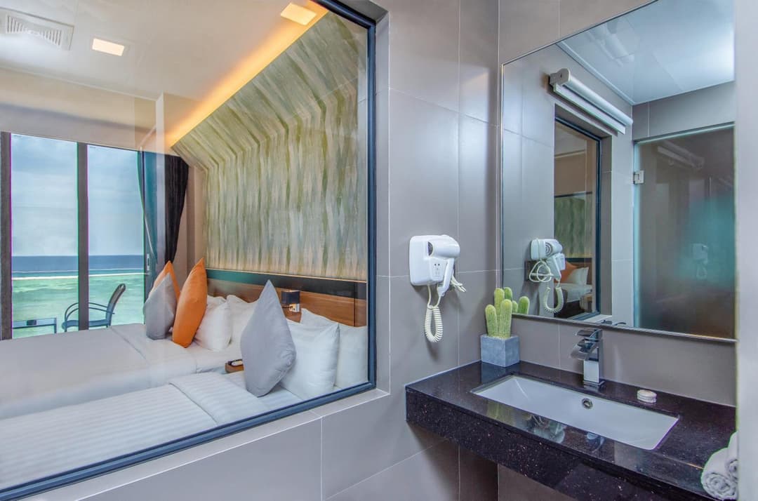 Triton Prestige Seaview and Spa - View 35