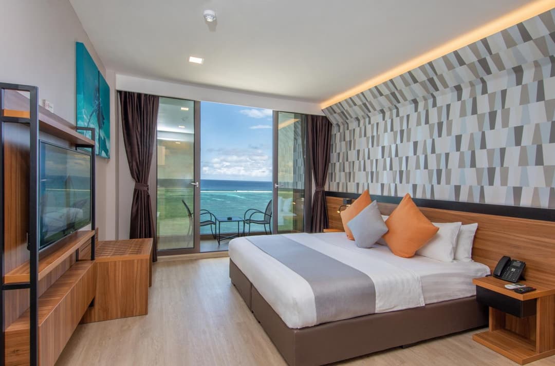 Triton Prestige Seaview and Spa - View 3