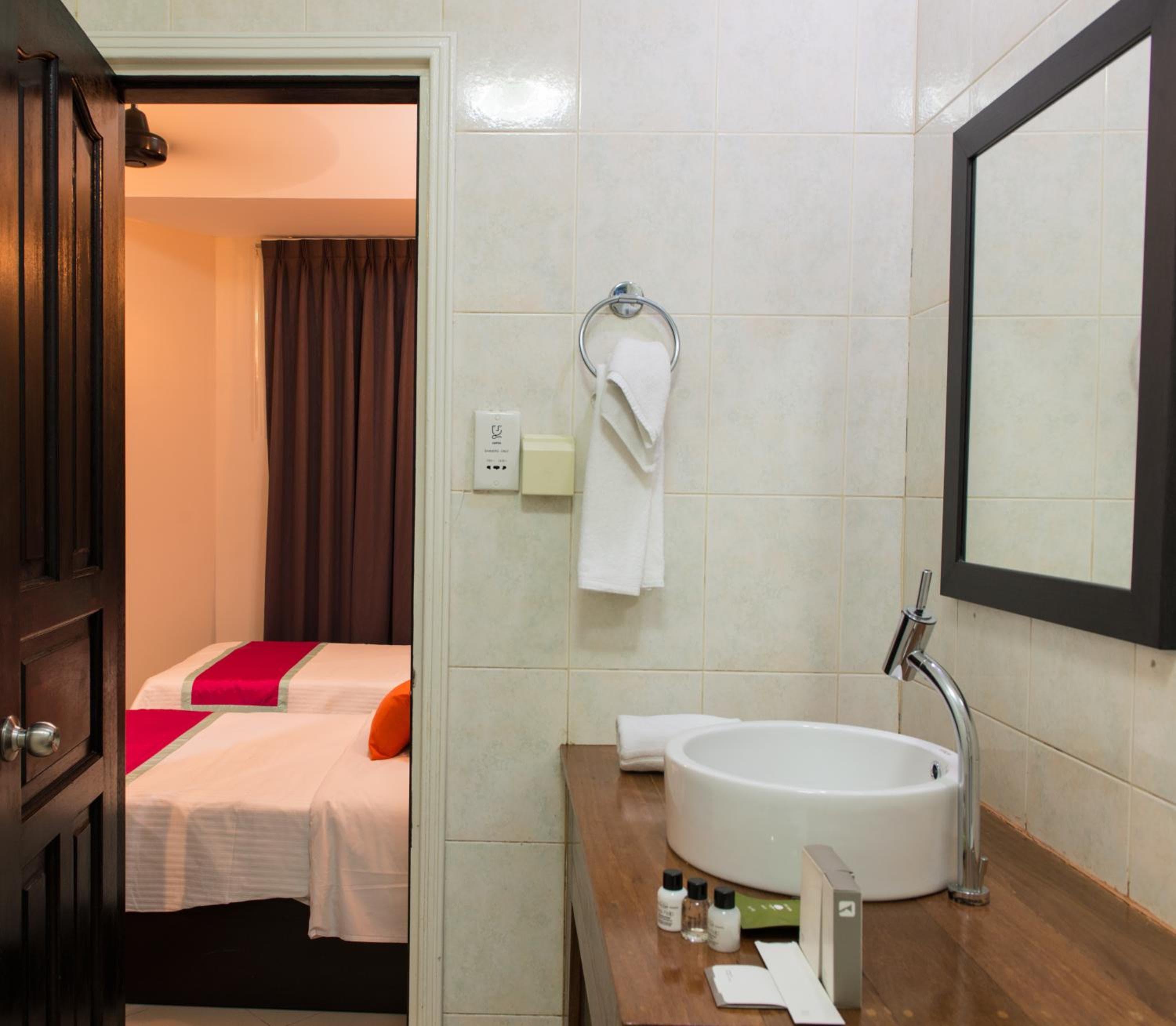 The Beehive - View 19