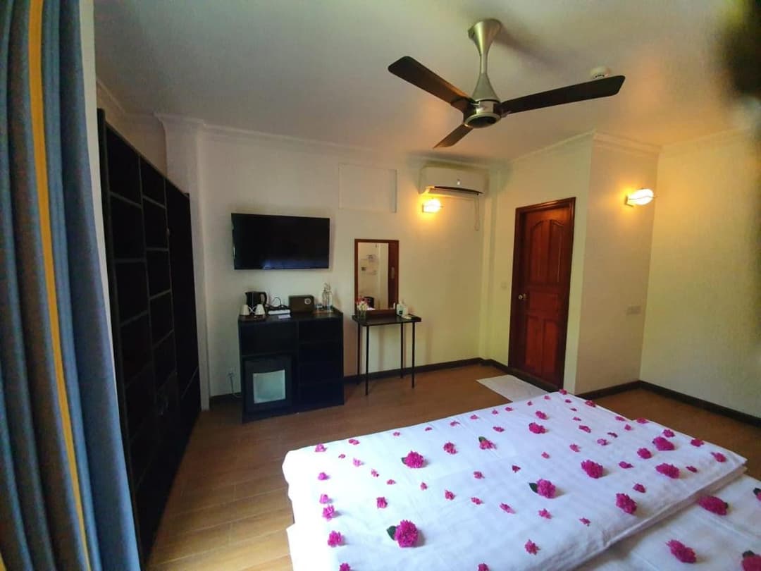 Arianna Dhangethi - View 13