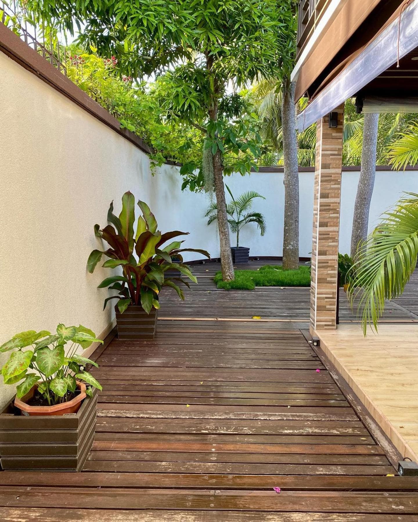 Isle Royal Inn - View 37