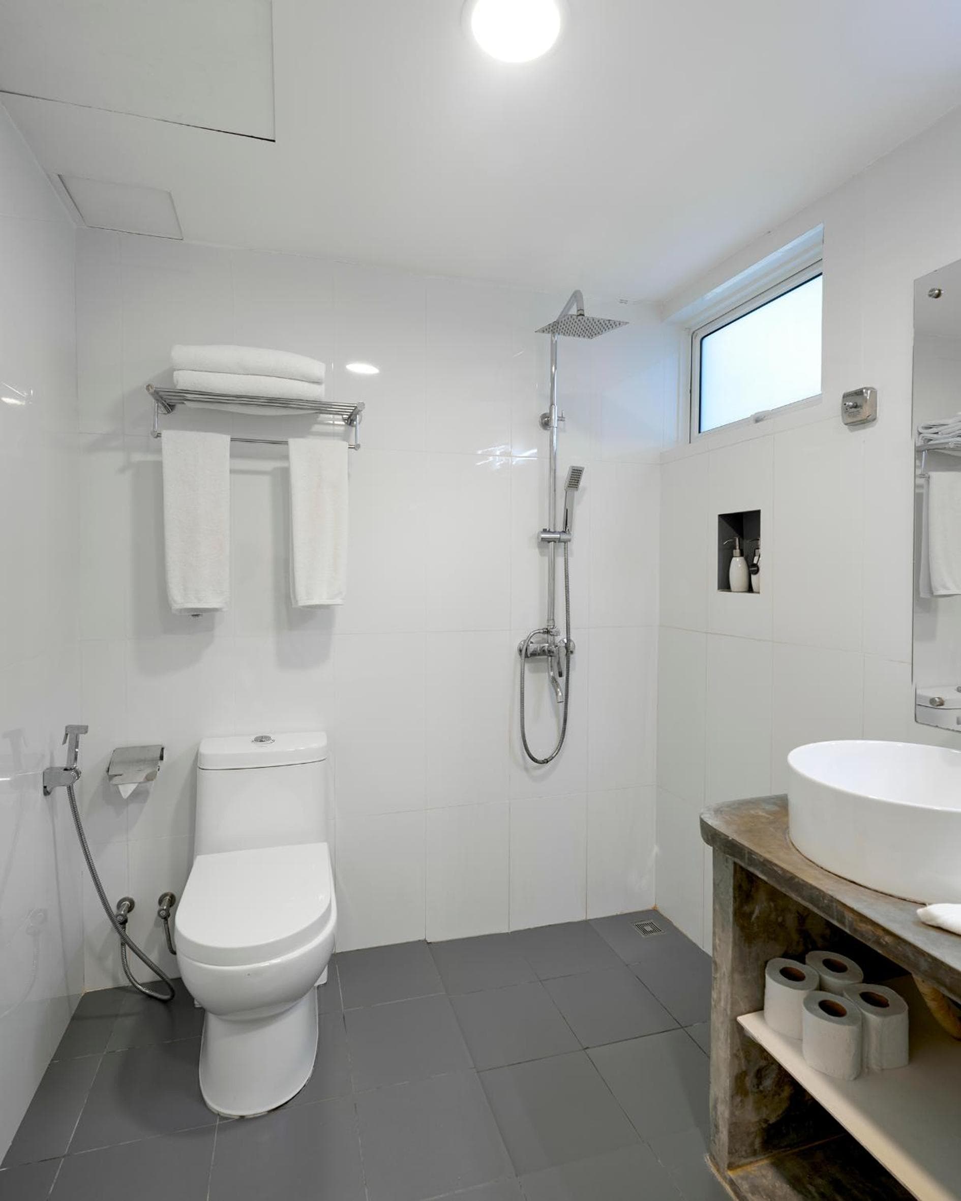 Bliss Dhigurah - View 143