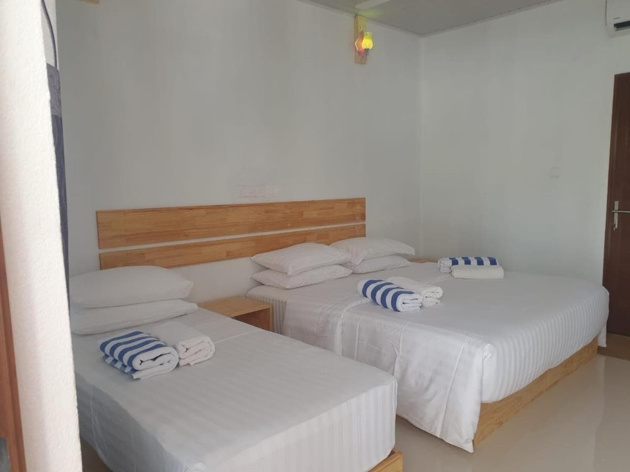 Summer Sky Thoddoo - View 16