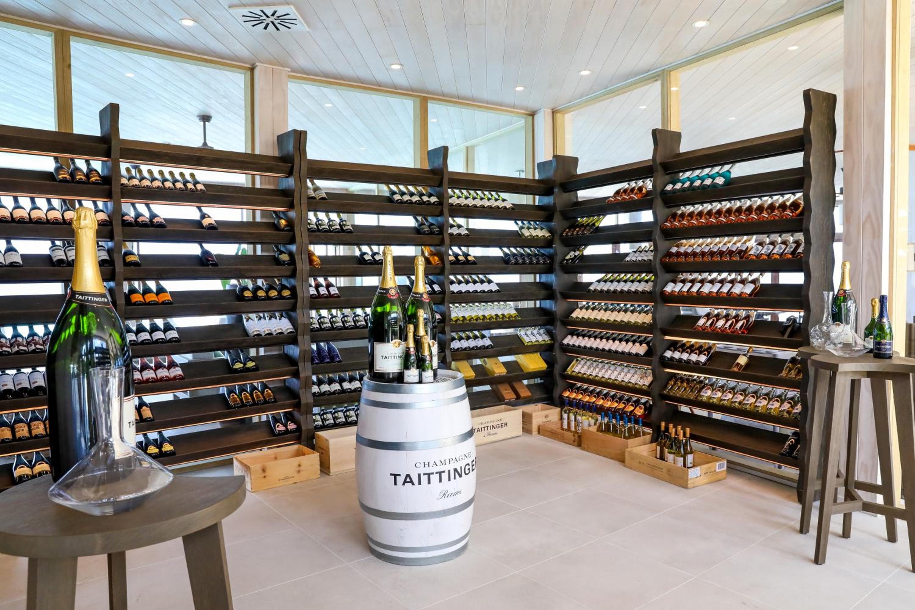 Kagi Maldives Resort & Spa - View 17