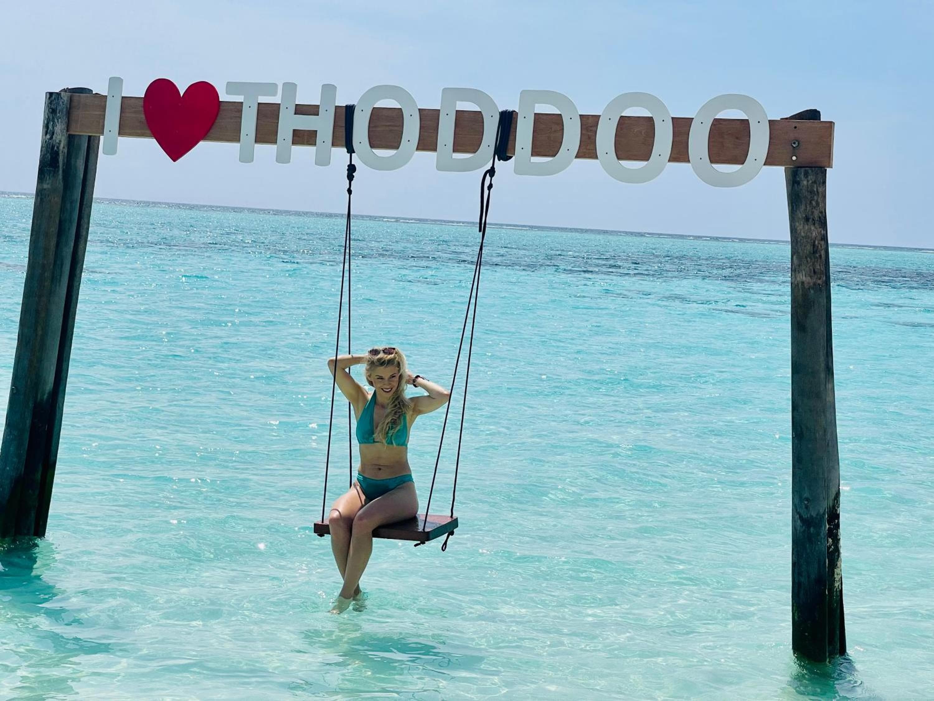 New Breeze Thoddoo Inn - View 10