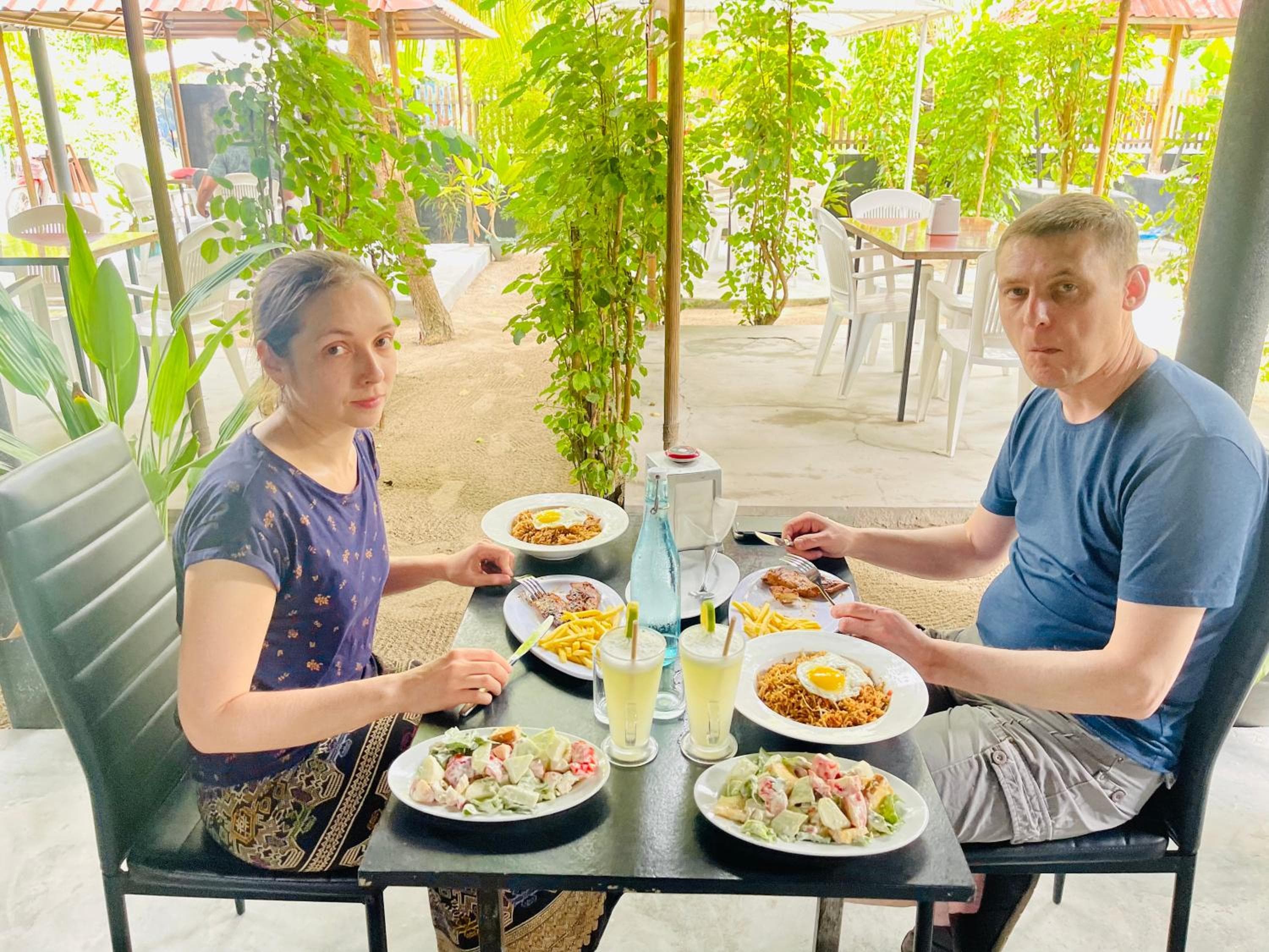 New Breeze Thoddoo Inn - View 18