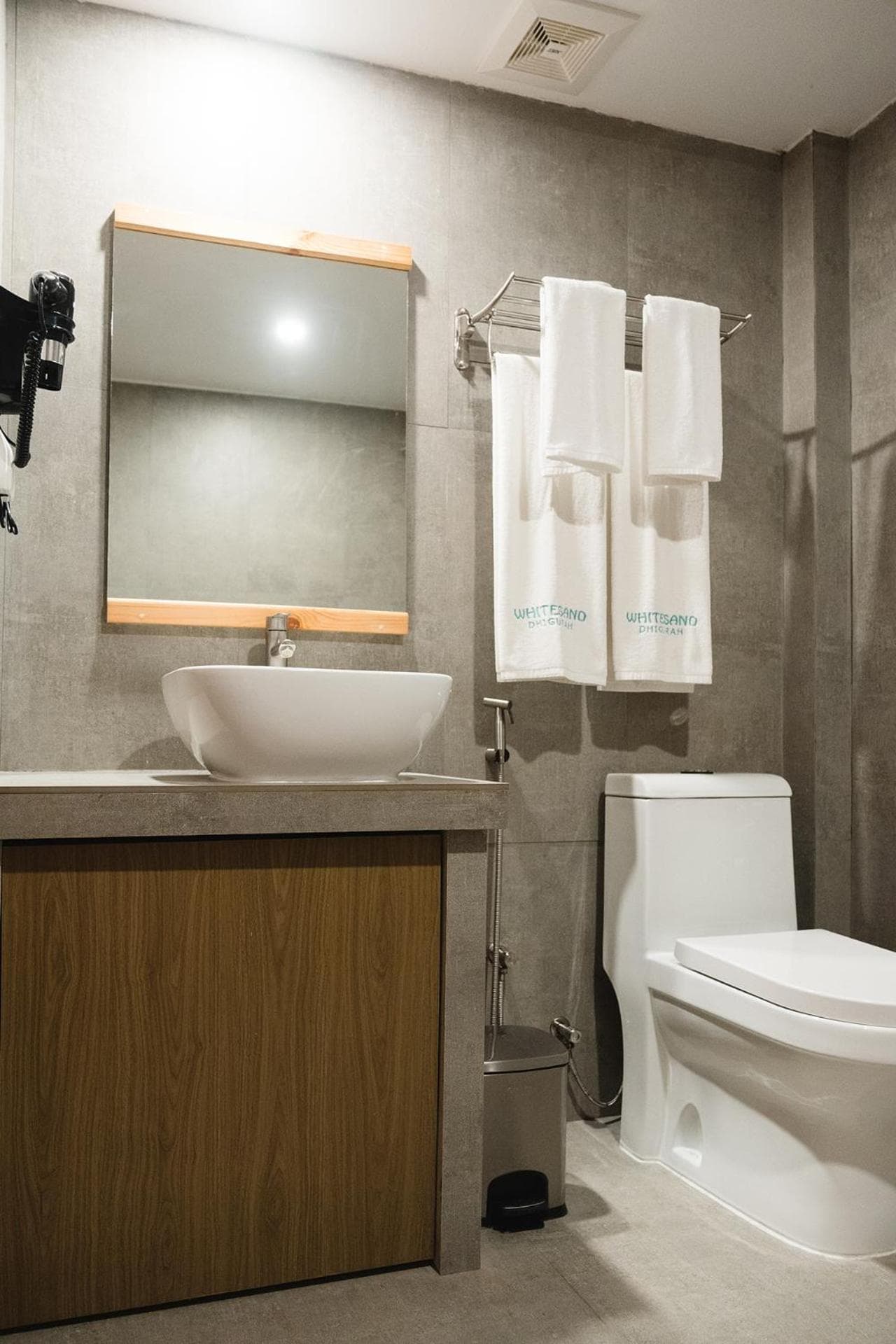 Sunrise by white sand dhigurah - View 16