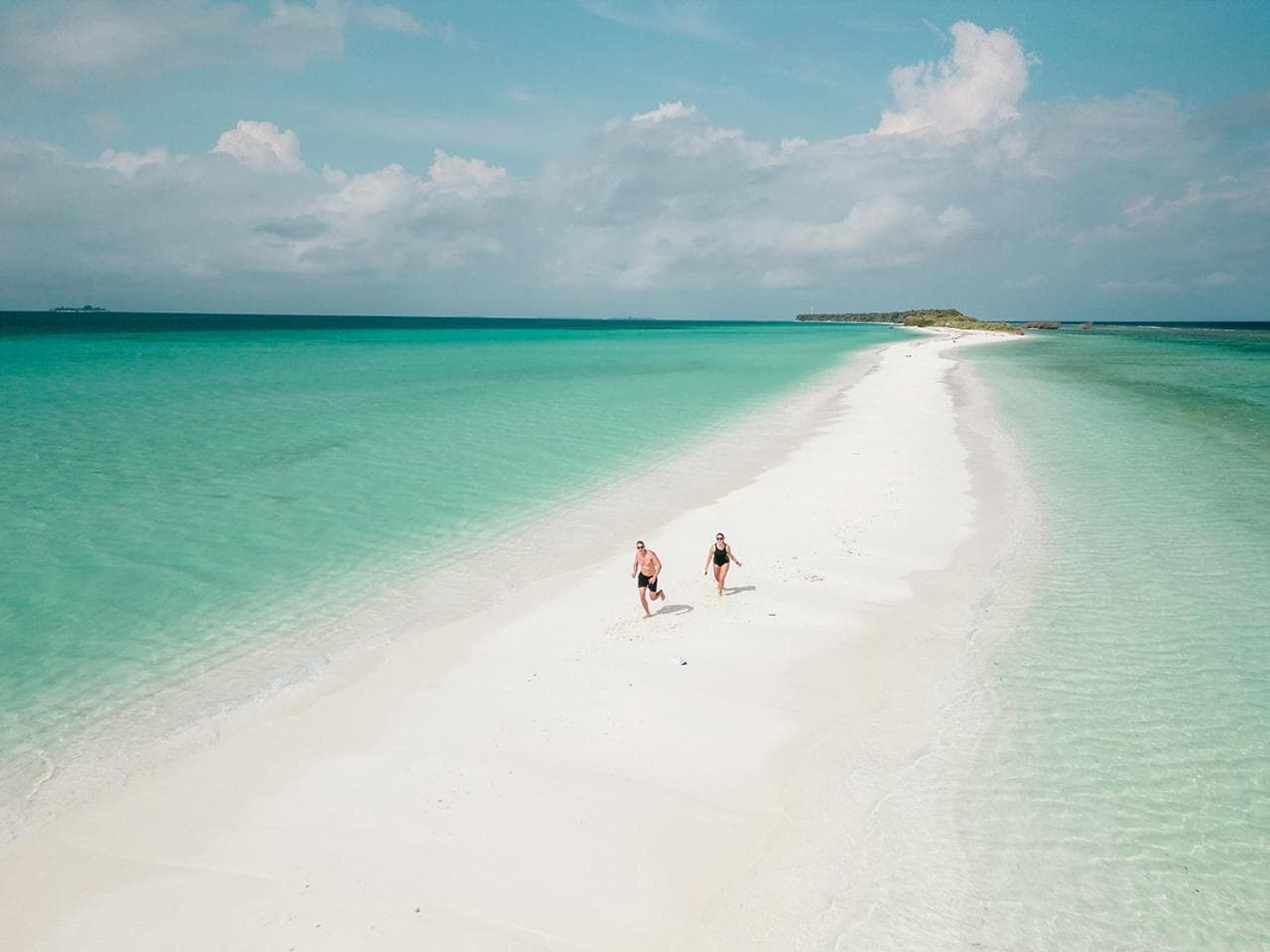 Sunrise by white sand dhigurah - View 19