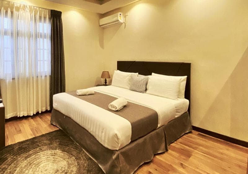 Isle Royal Inn - View 50