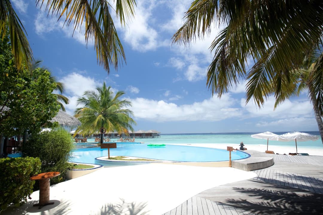 Medhufushi Island Resort - View 17