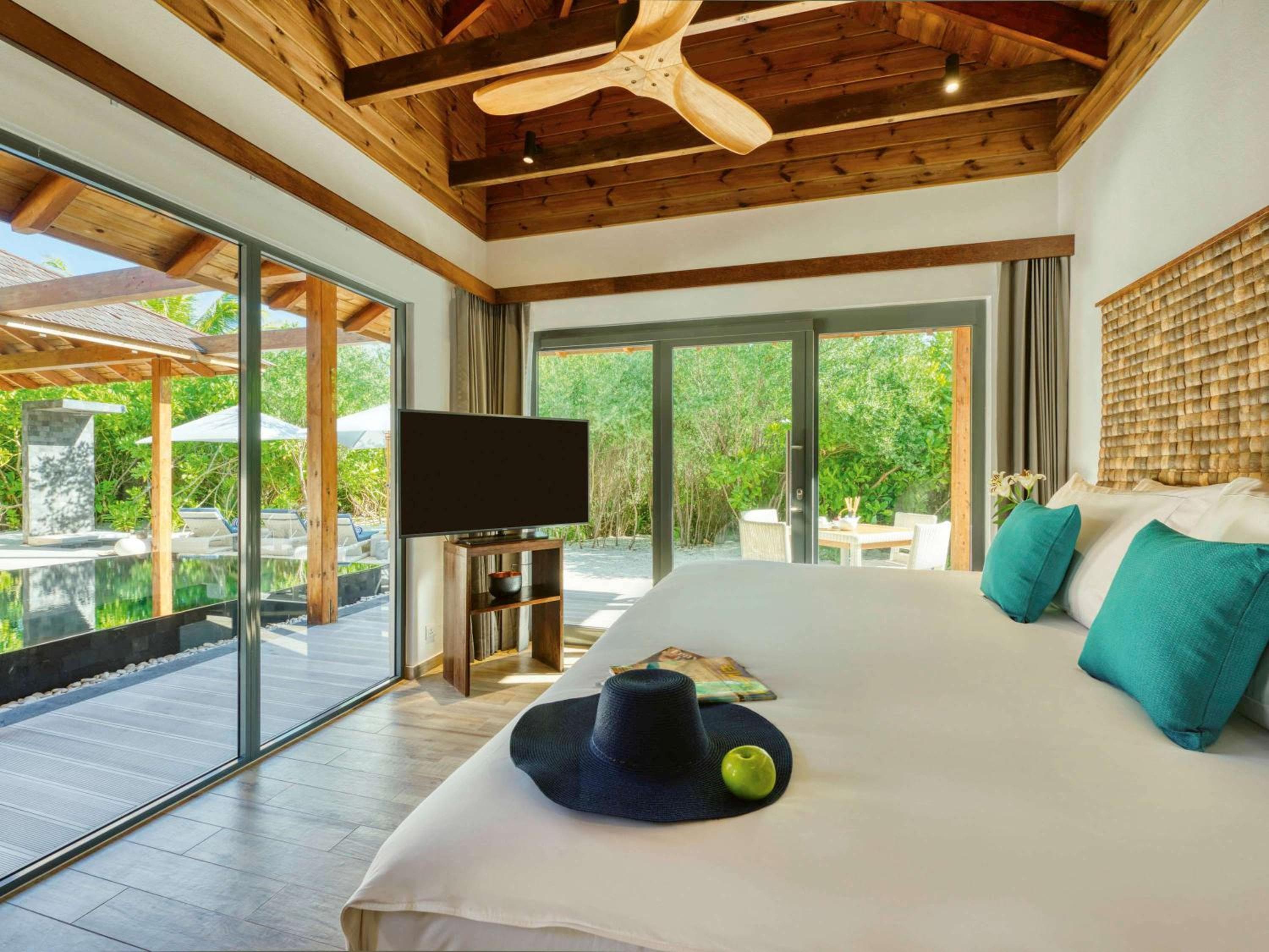 Kuredhivaru Resort and Spa - Maldives - View 7