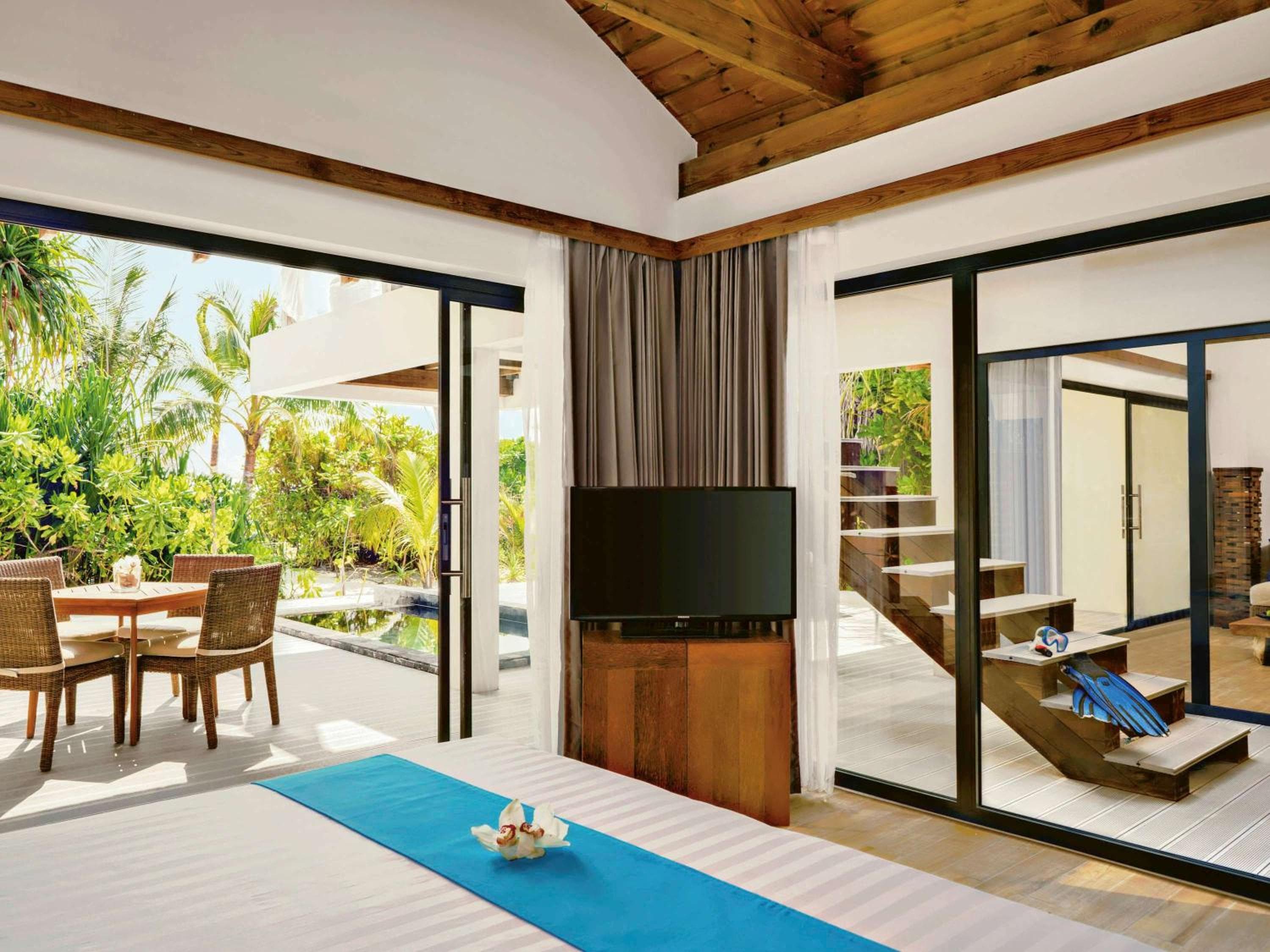 Kuredhivaru Resort and Spa - Maldives - View 10