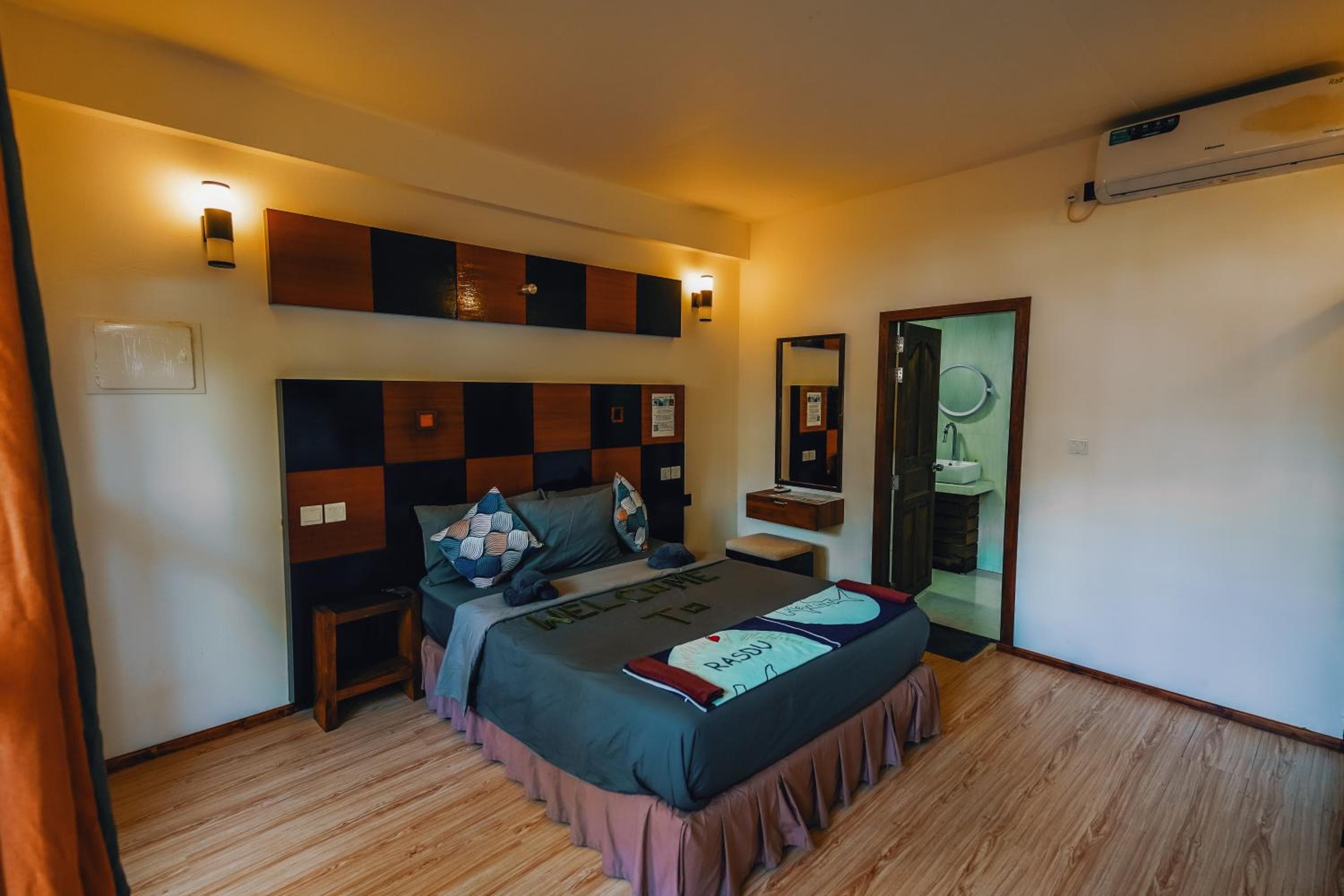 Rasdu View Inn - View 202