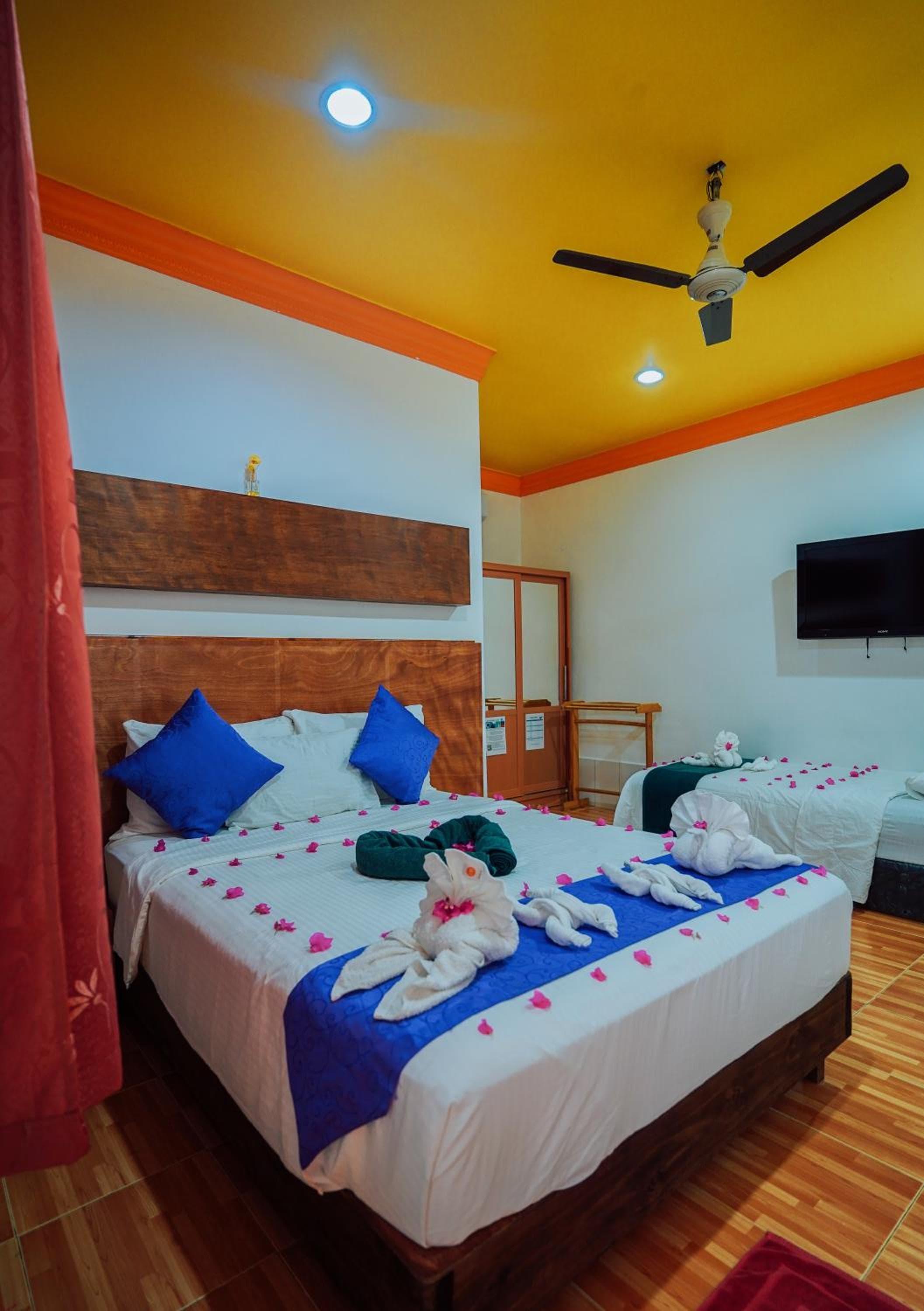 Rasdu View Inn - View 208