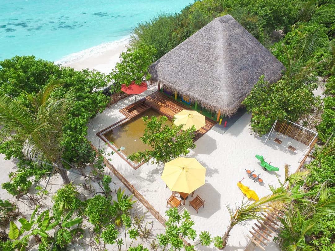 Dhigufaru Island Resort - View 10