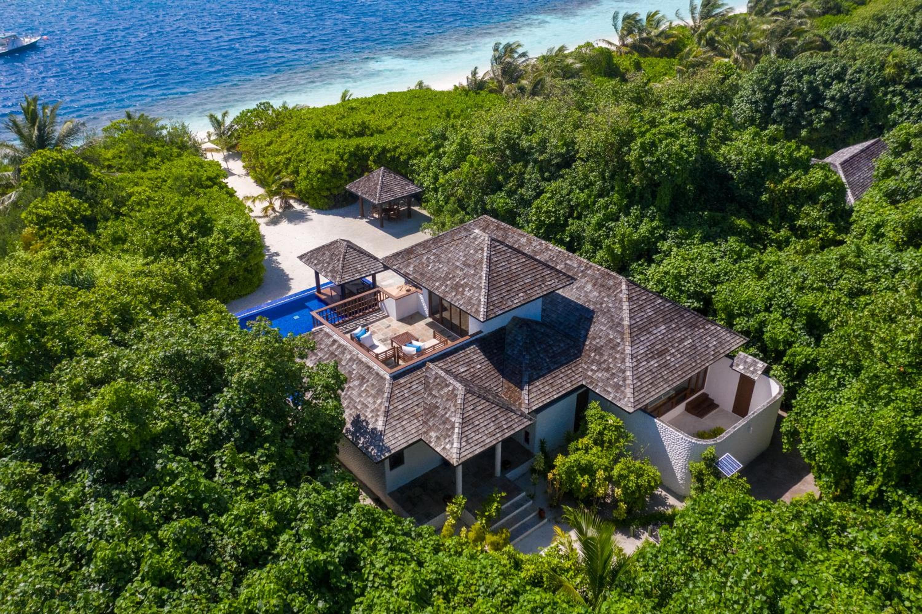 Hideaway Beach Resort & Spa - FREE SHARED CHARTER FLIGHT for two on stays of 7 or more nights from September 2025 until 23rd December 2026 - View 39