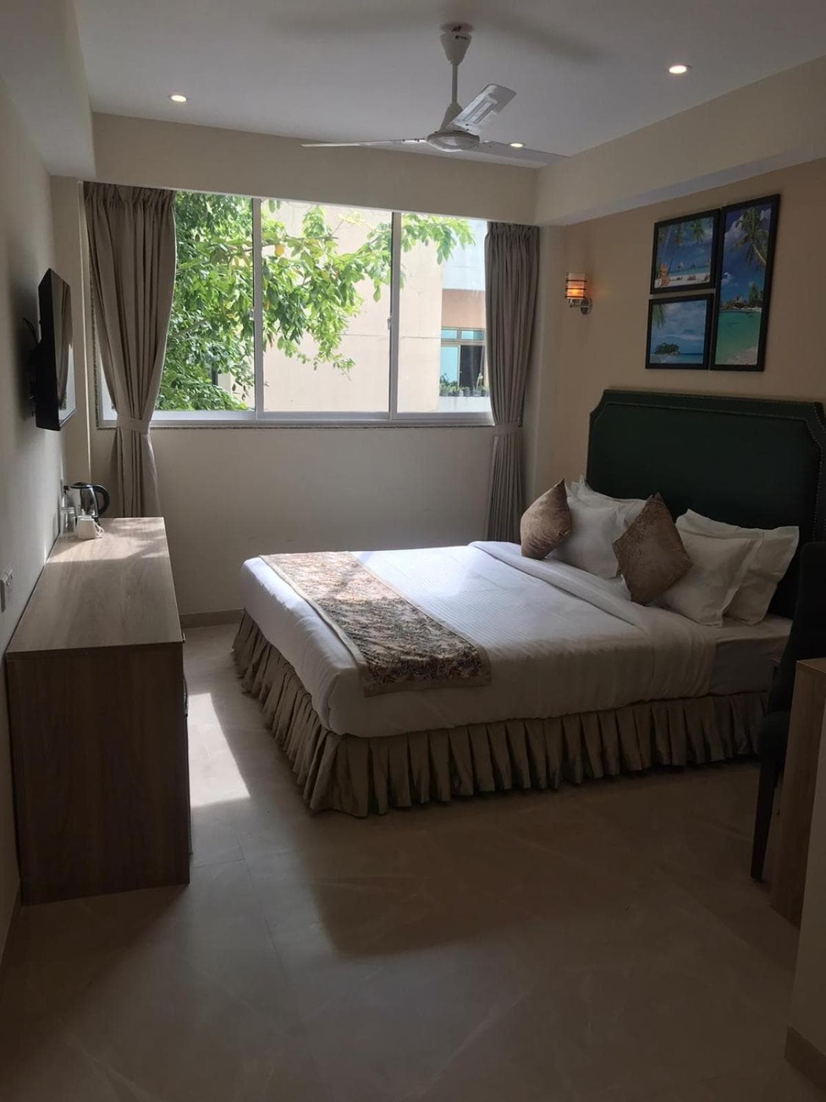 Hotel Flora - View 45