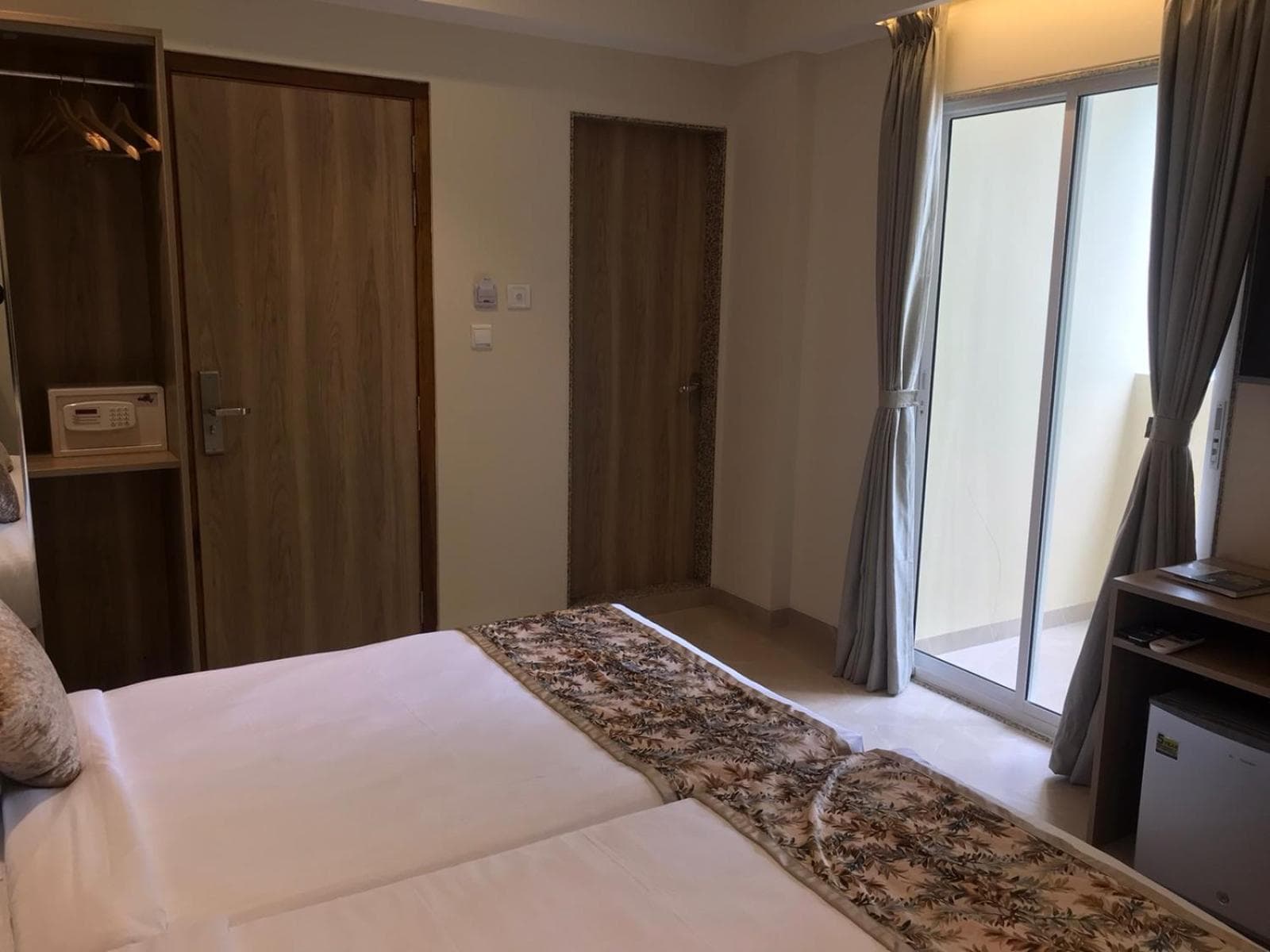 Hotel Flora - View 60