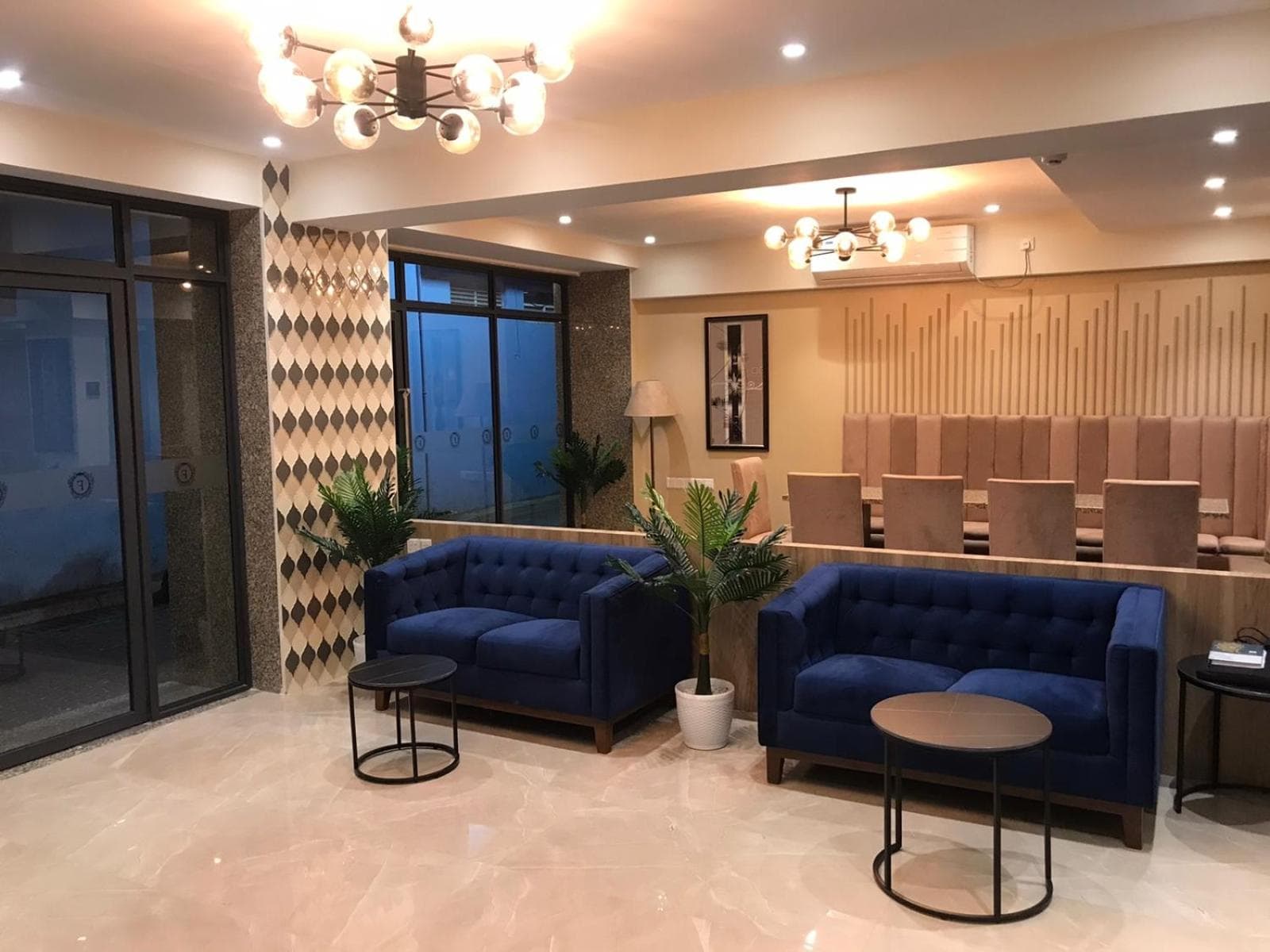 Hotel Flora - View 86