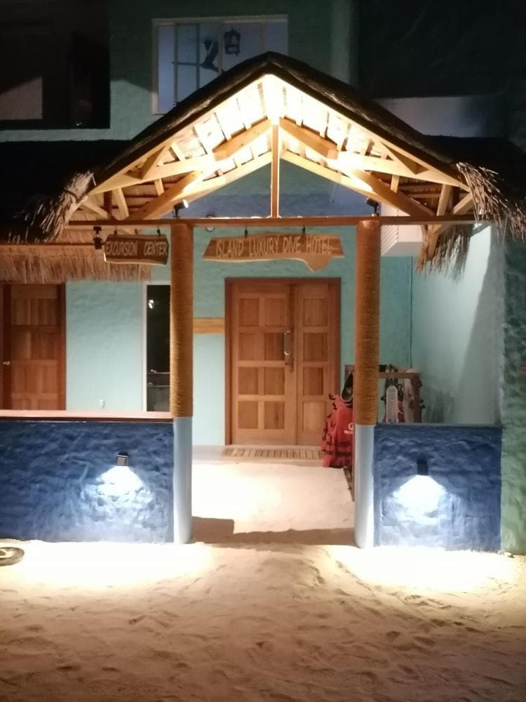 Island Luxury Dive Hotel - Fulhadhoo - View 22