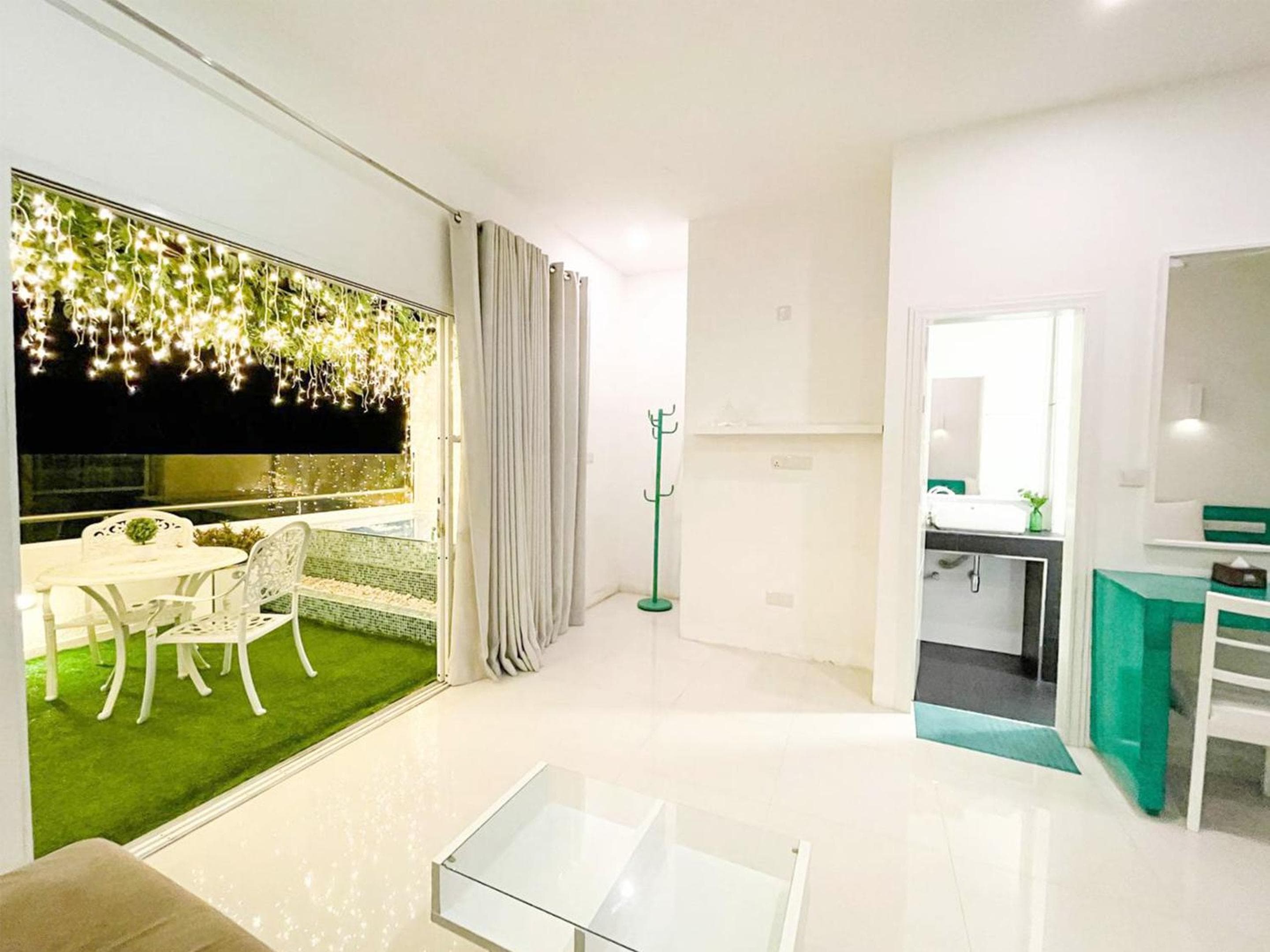 Planktons Beach - View 34