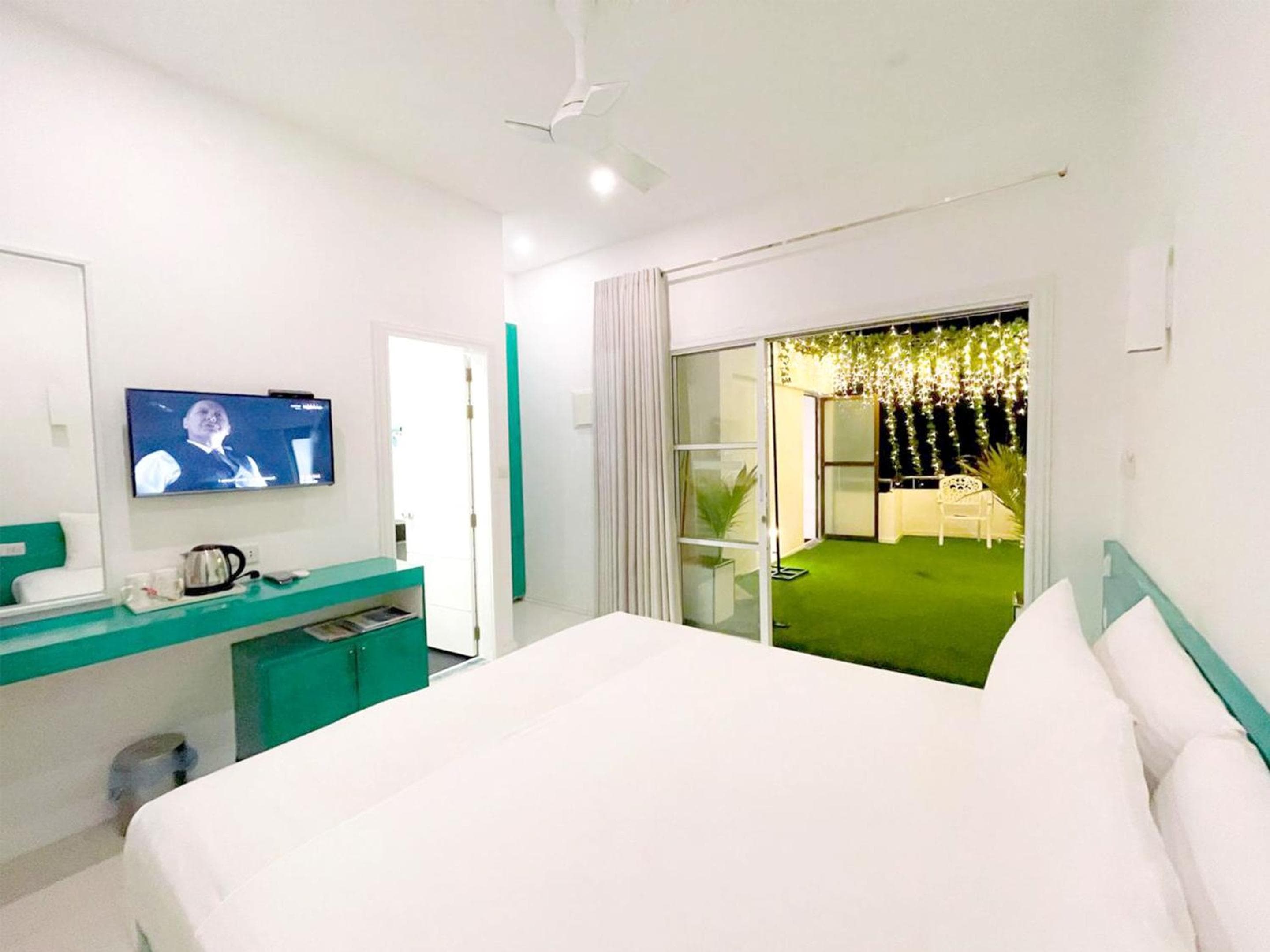 Planktons Beach - View 38