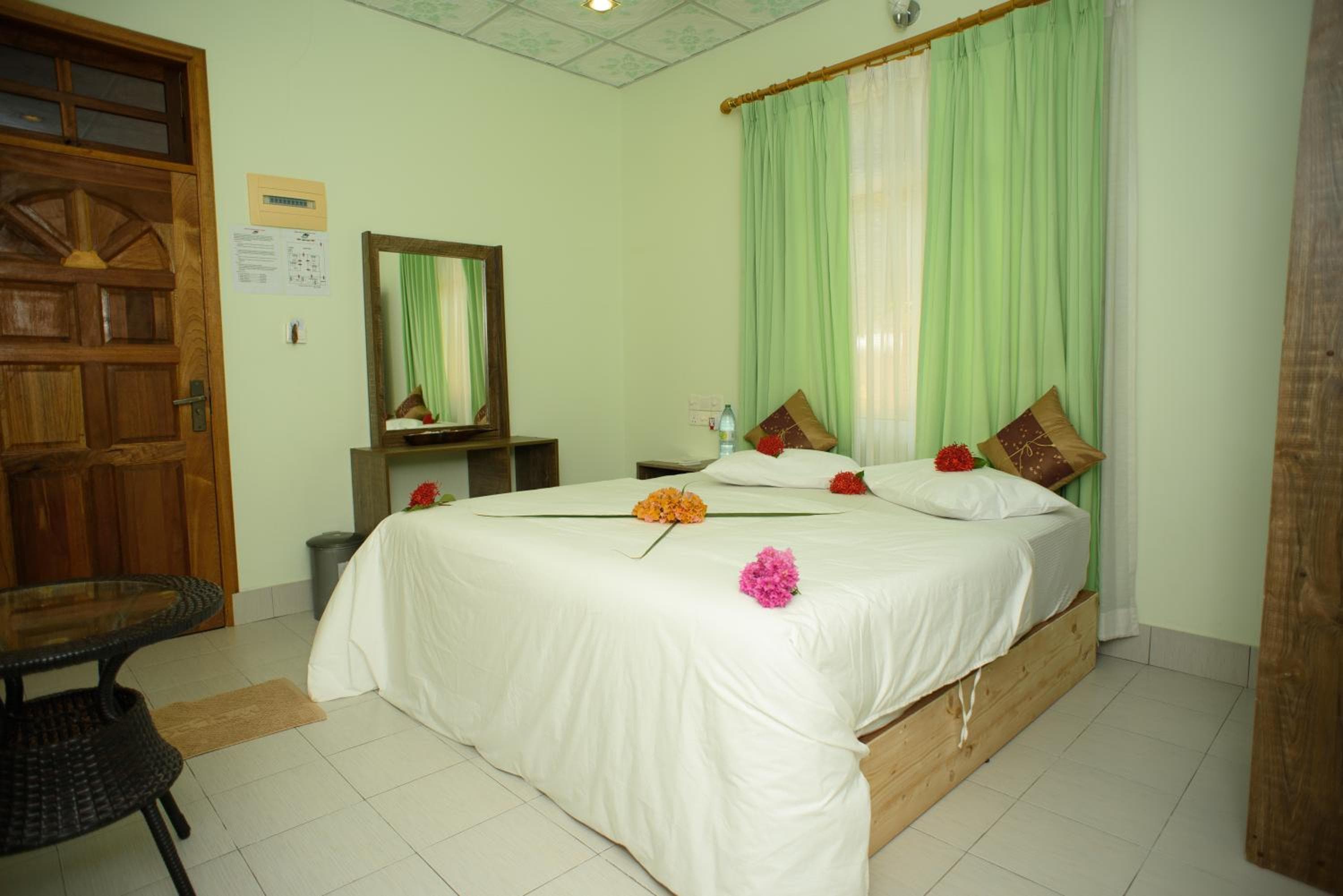 Summer Vibes Beach Front - View 35