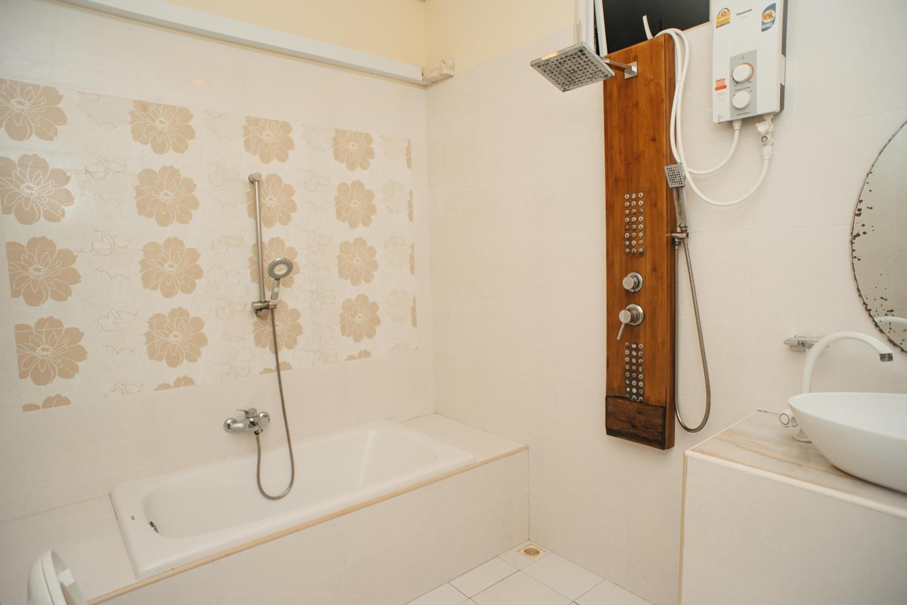 Summer Vibes Beach Front - View 41