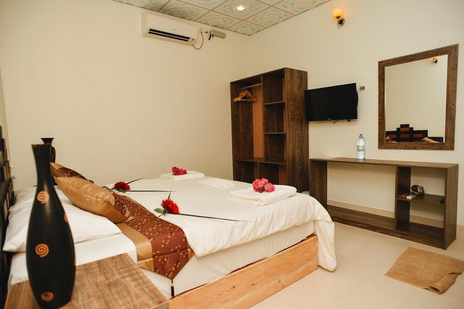 Summer Vibes Beach Front - View 43