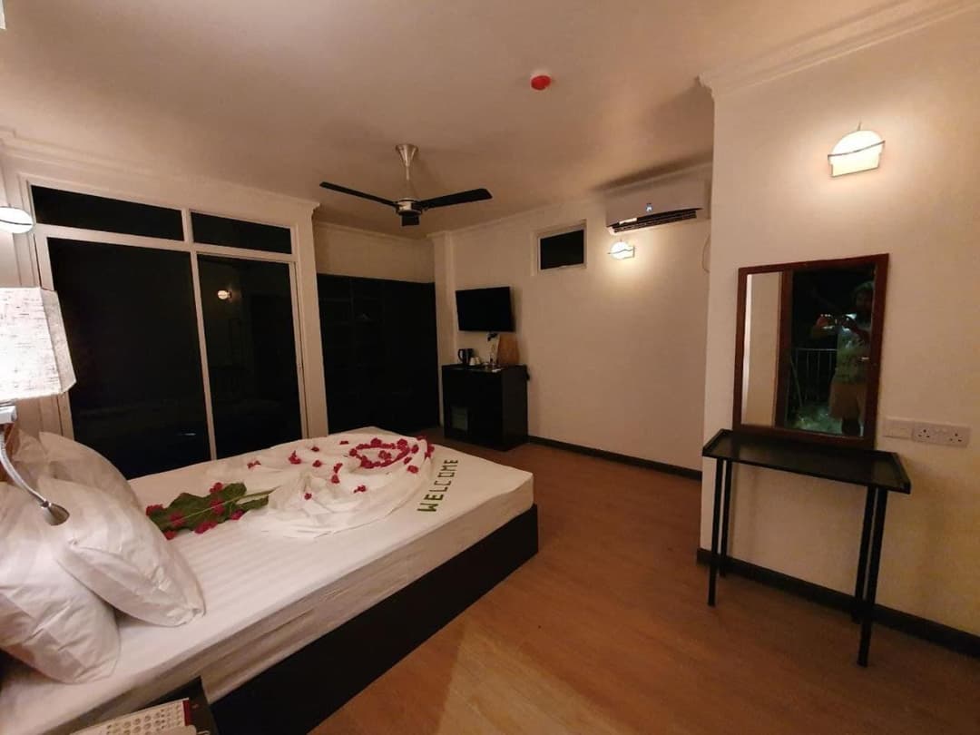 Arianna Dhangethi - View 5