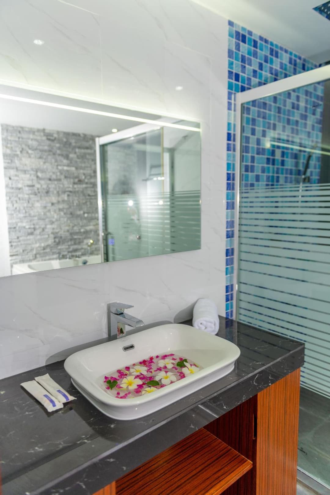 Ari Grand Hotel & Spa - View 120