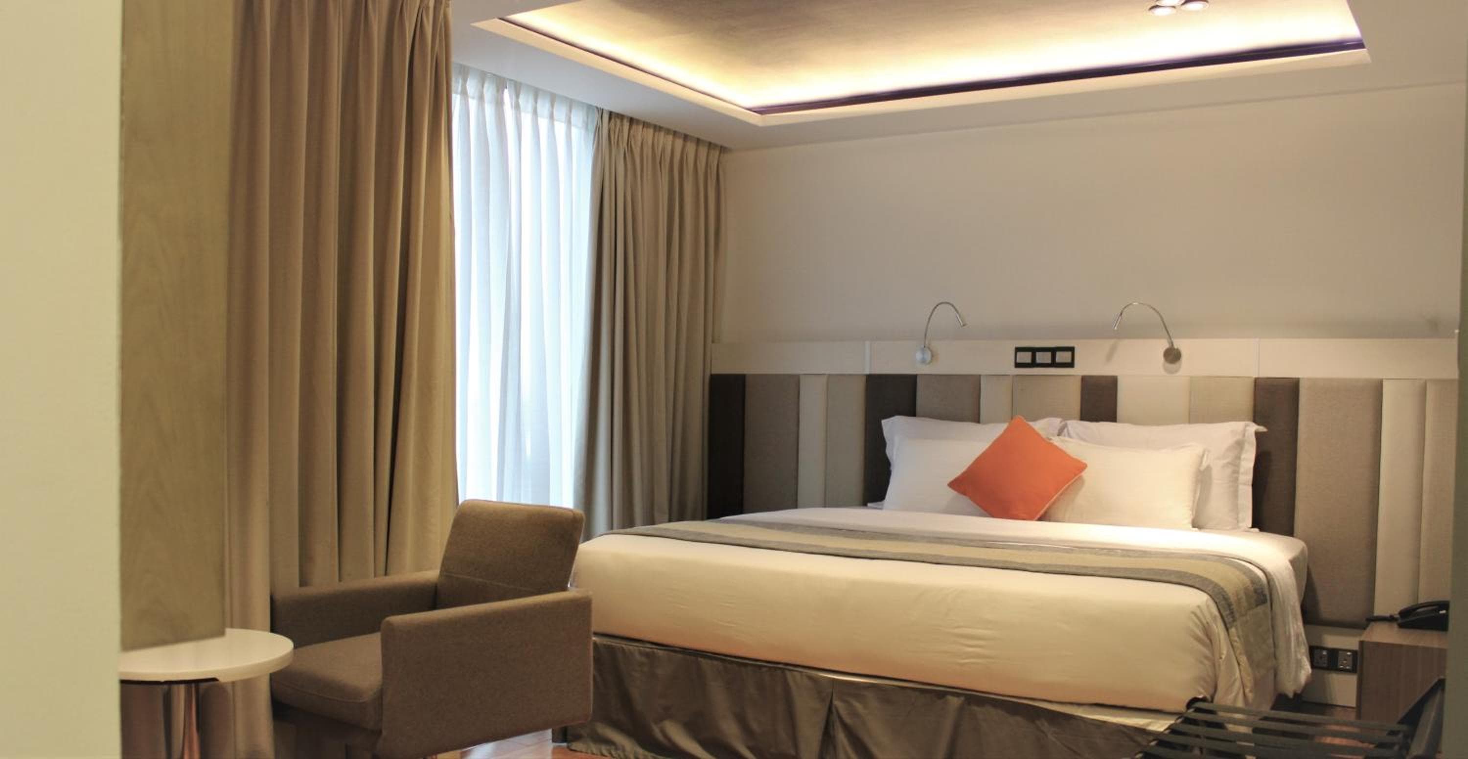 Beehive Premier - View 8