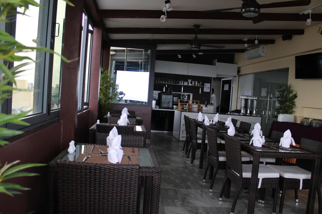 Beehive Premier - View 78