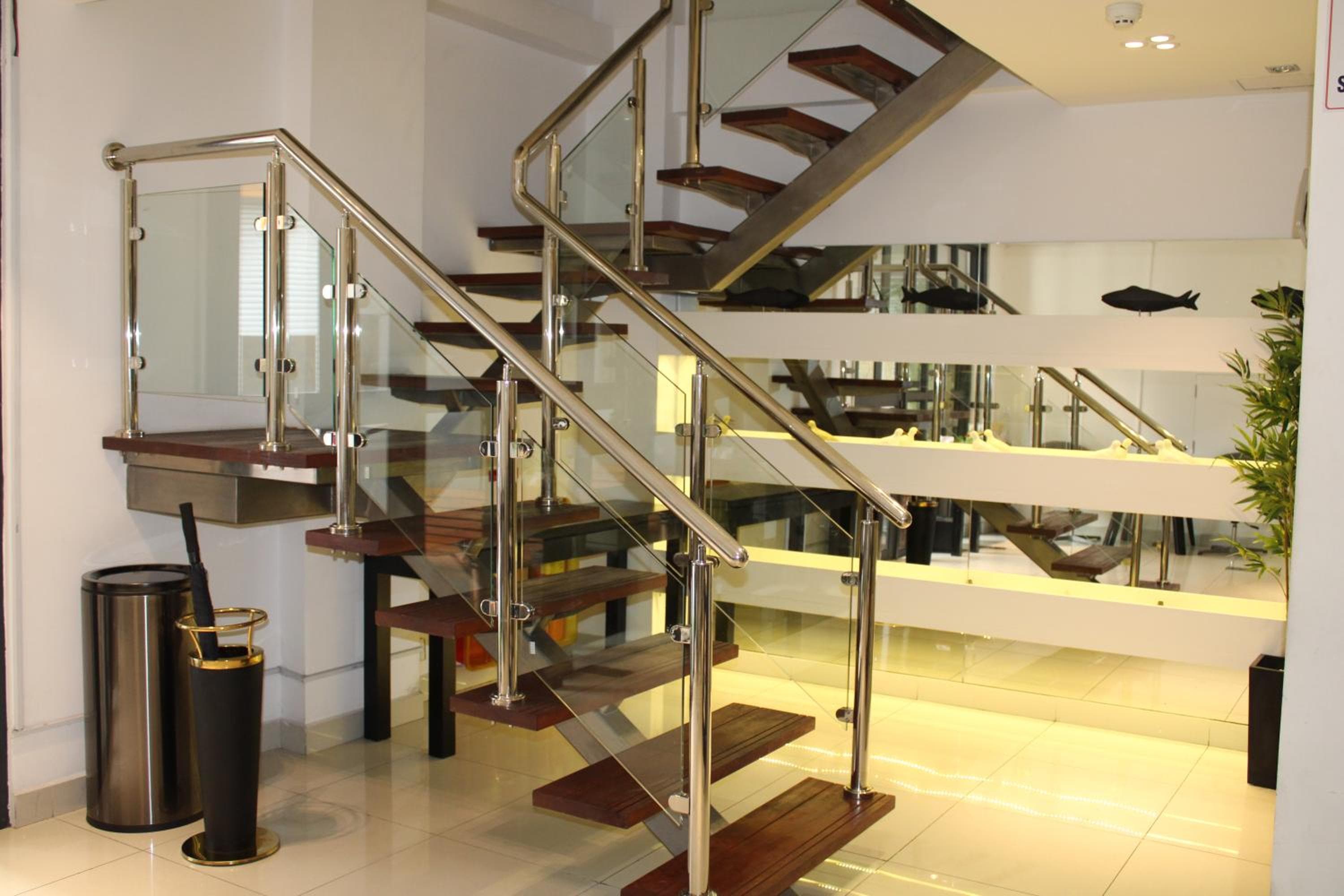 Beehive Premier - View 32