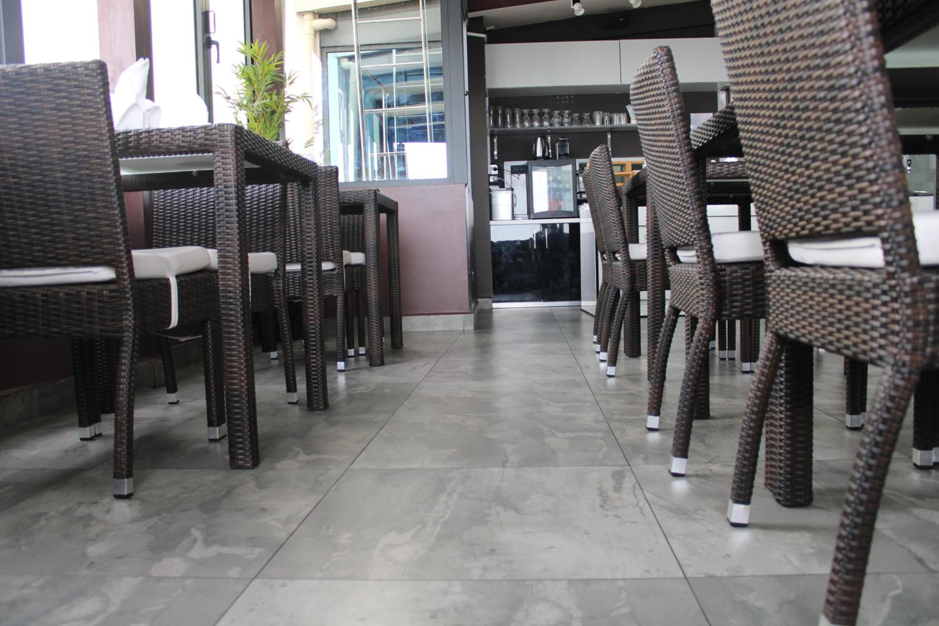 Beehive Premier - View 47