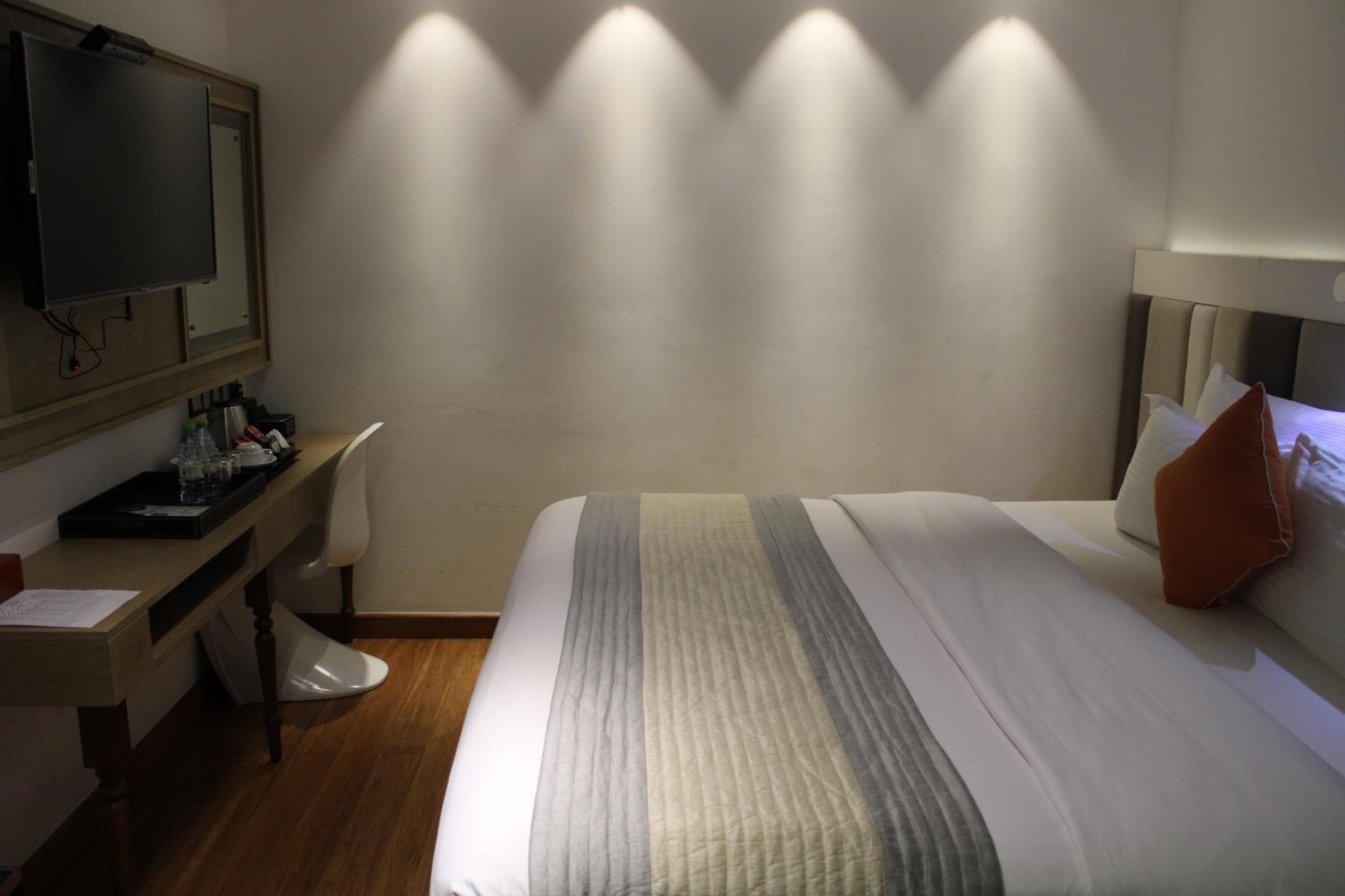 Beehive Premier - View 46