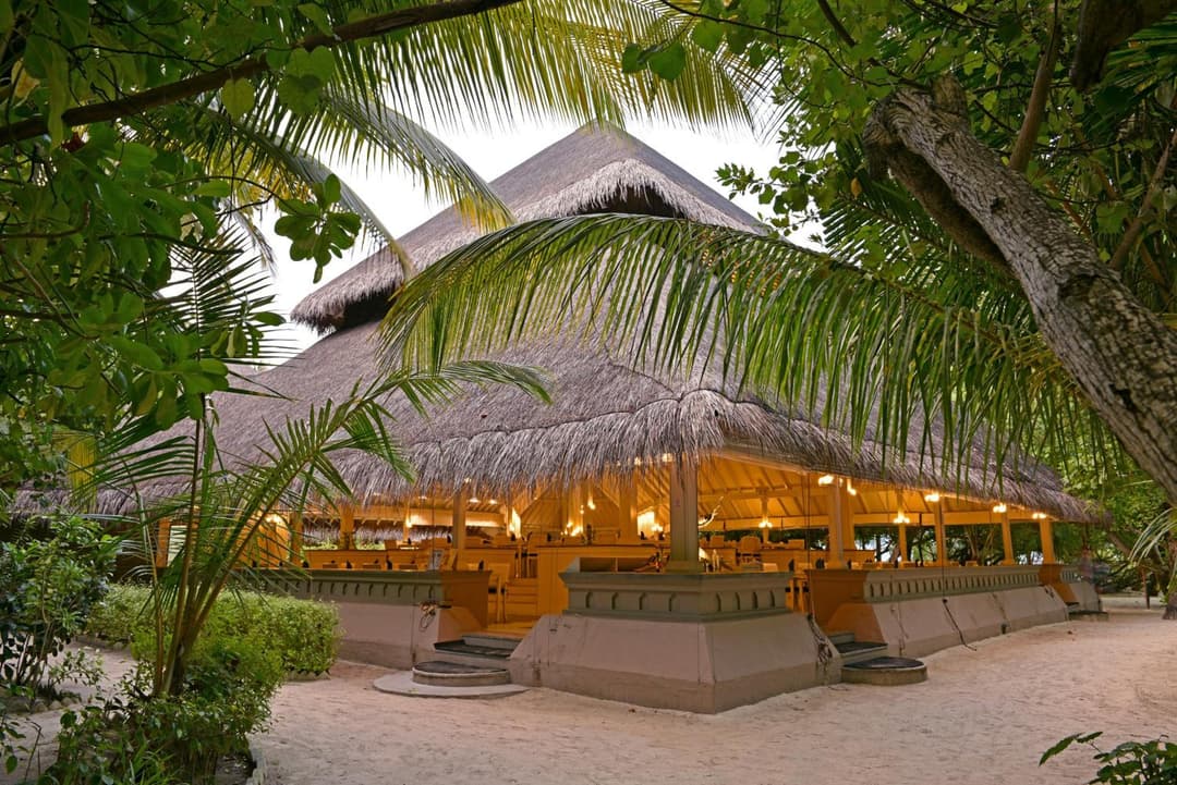 Adaaran Club Rannalhi - All Inclusive - 45 Minutes away from Male by Speedboat - View 27