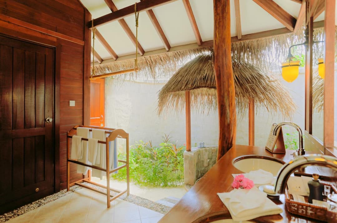 Medhufushi Island Resort - View 14