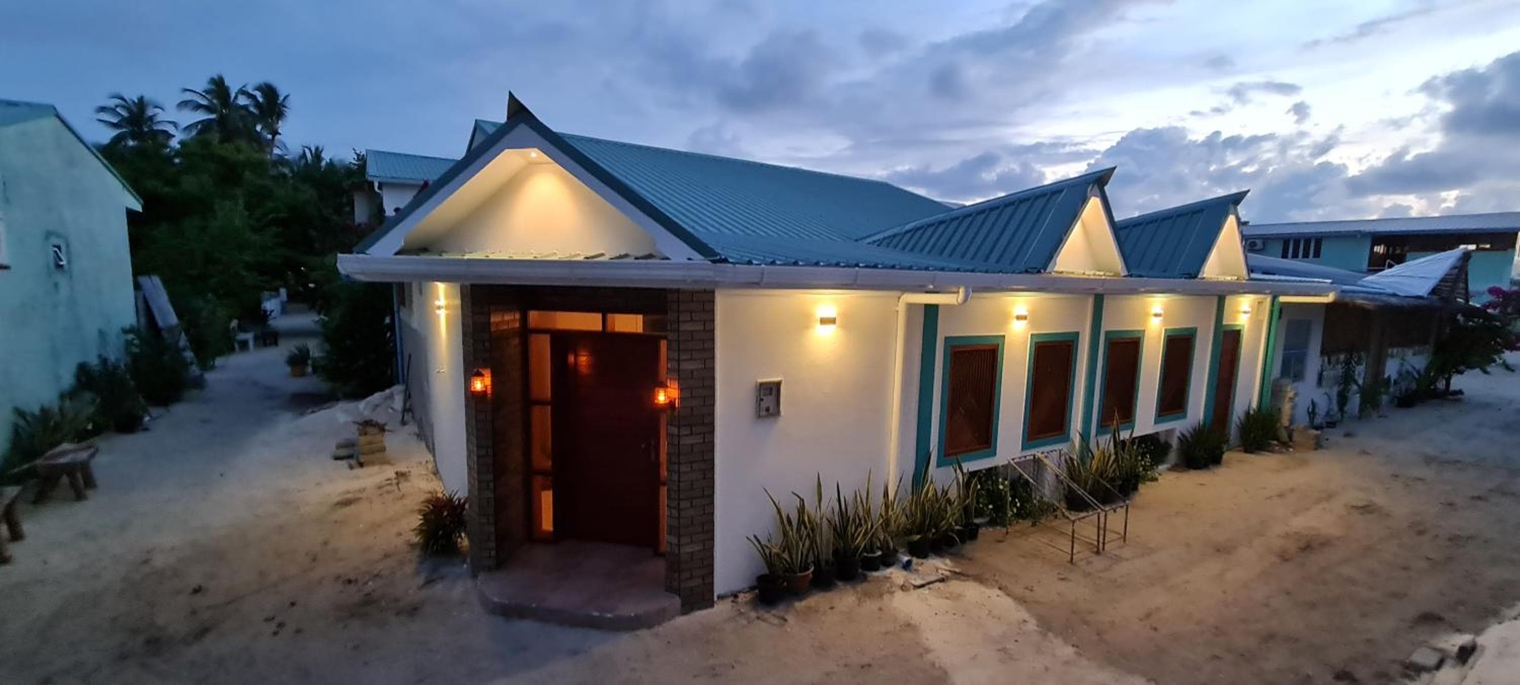 Vaagali Inn - View 7