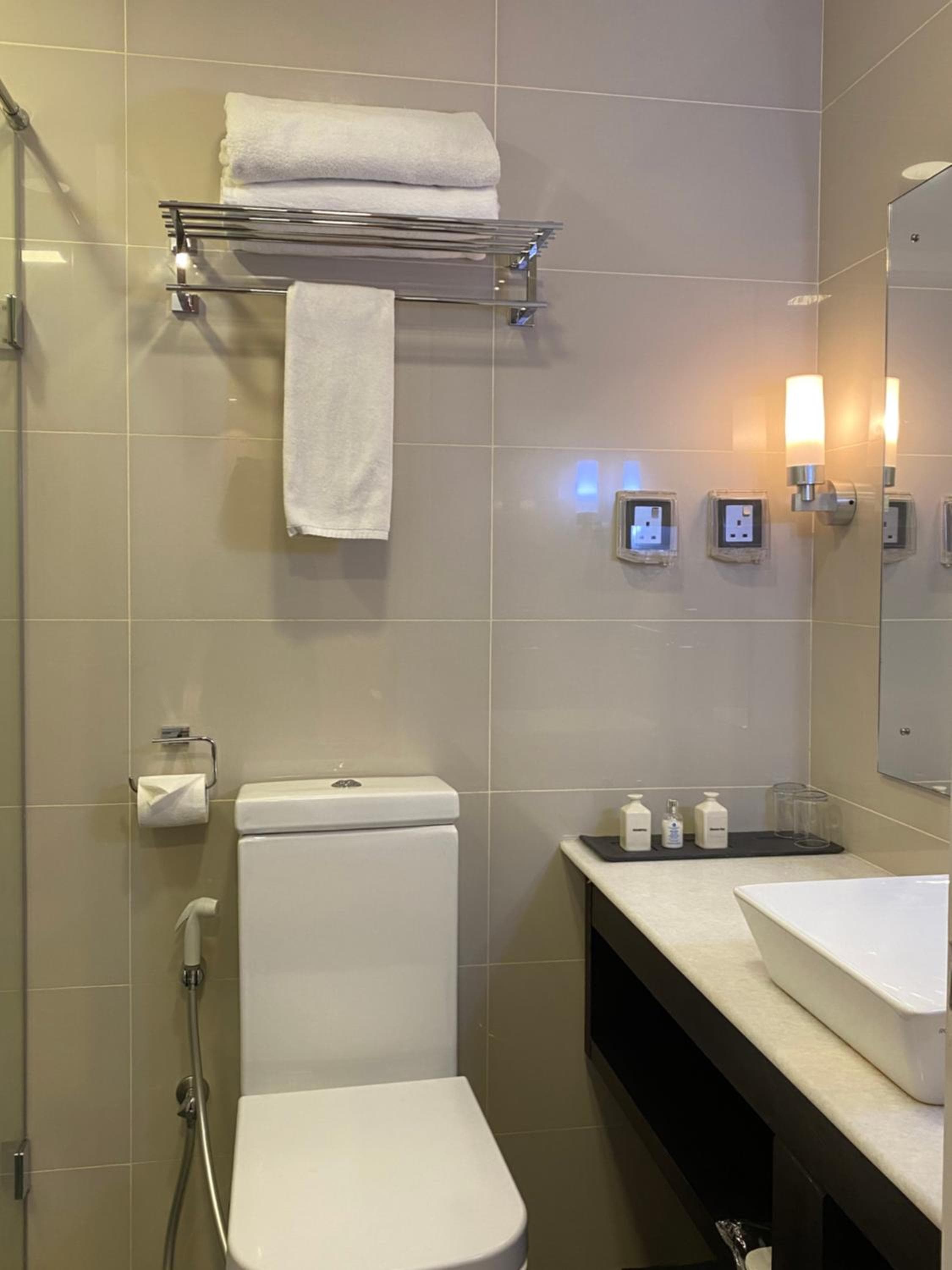 Beehive Premier - View 64