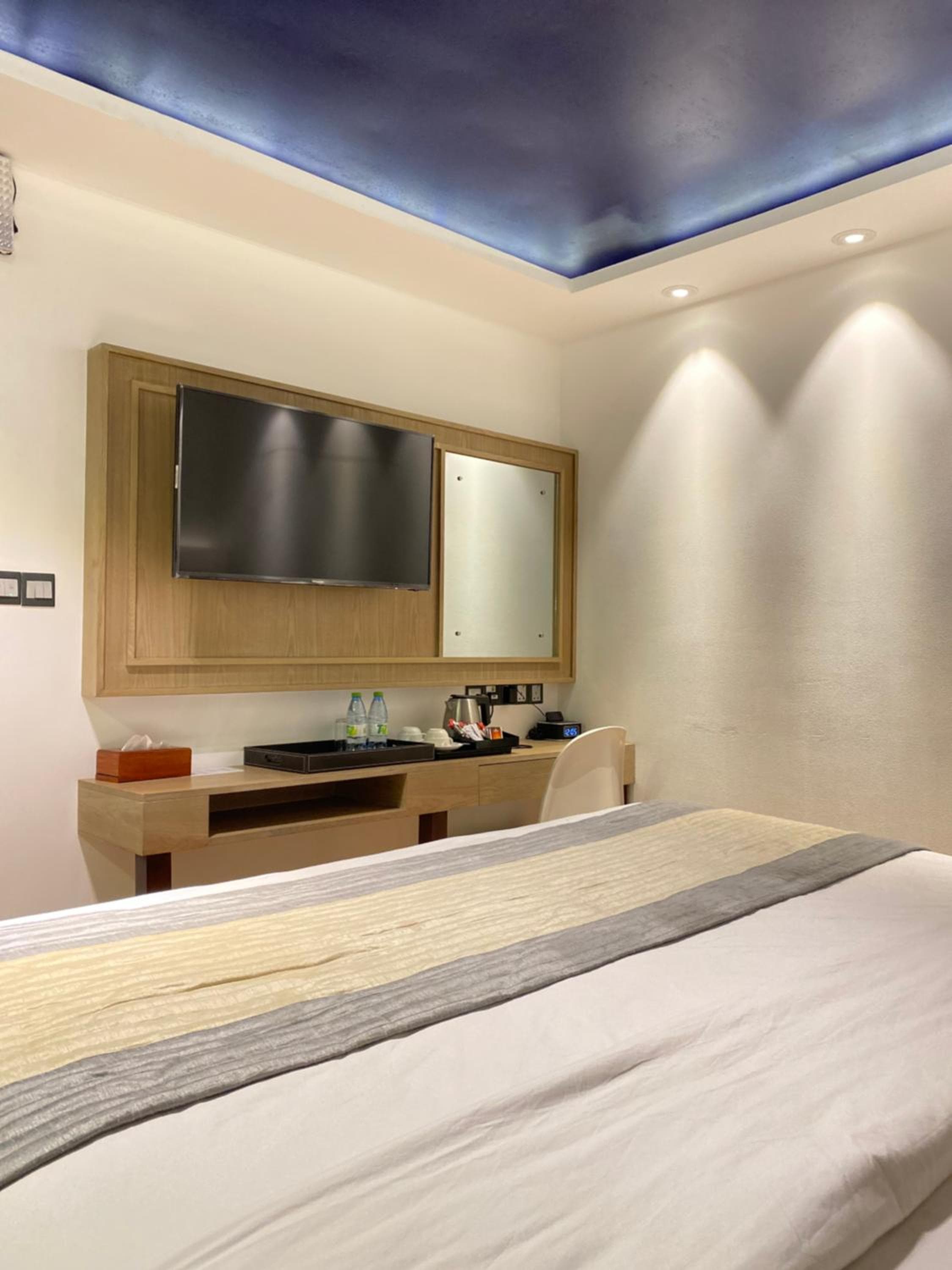 Beehive Premier - View 63