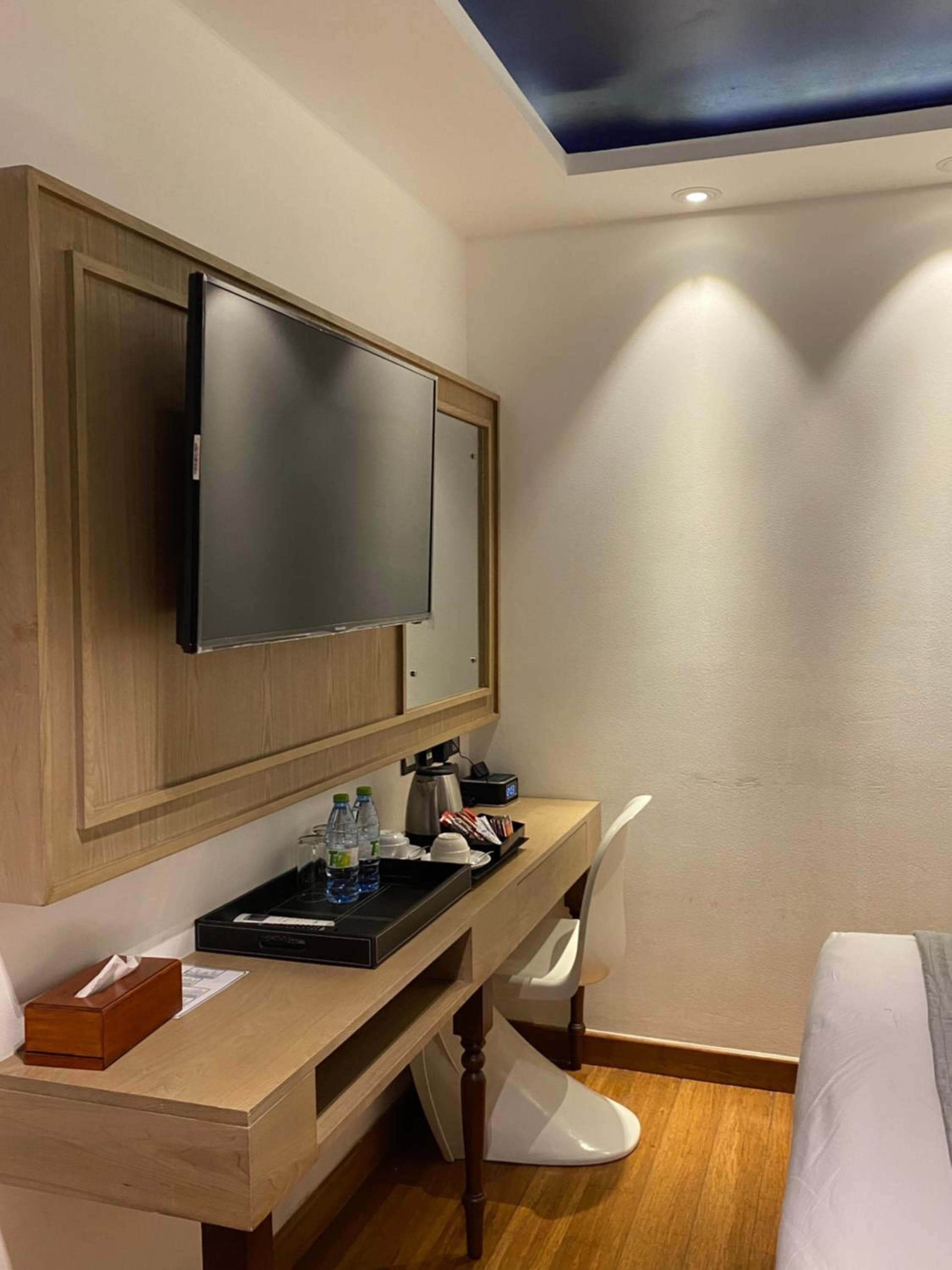 Beehive Premier - View 70