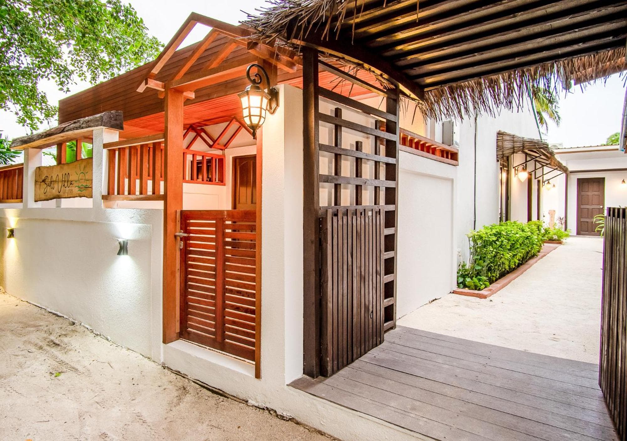 Salt Villa Ukulhas - View 1