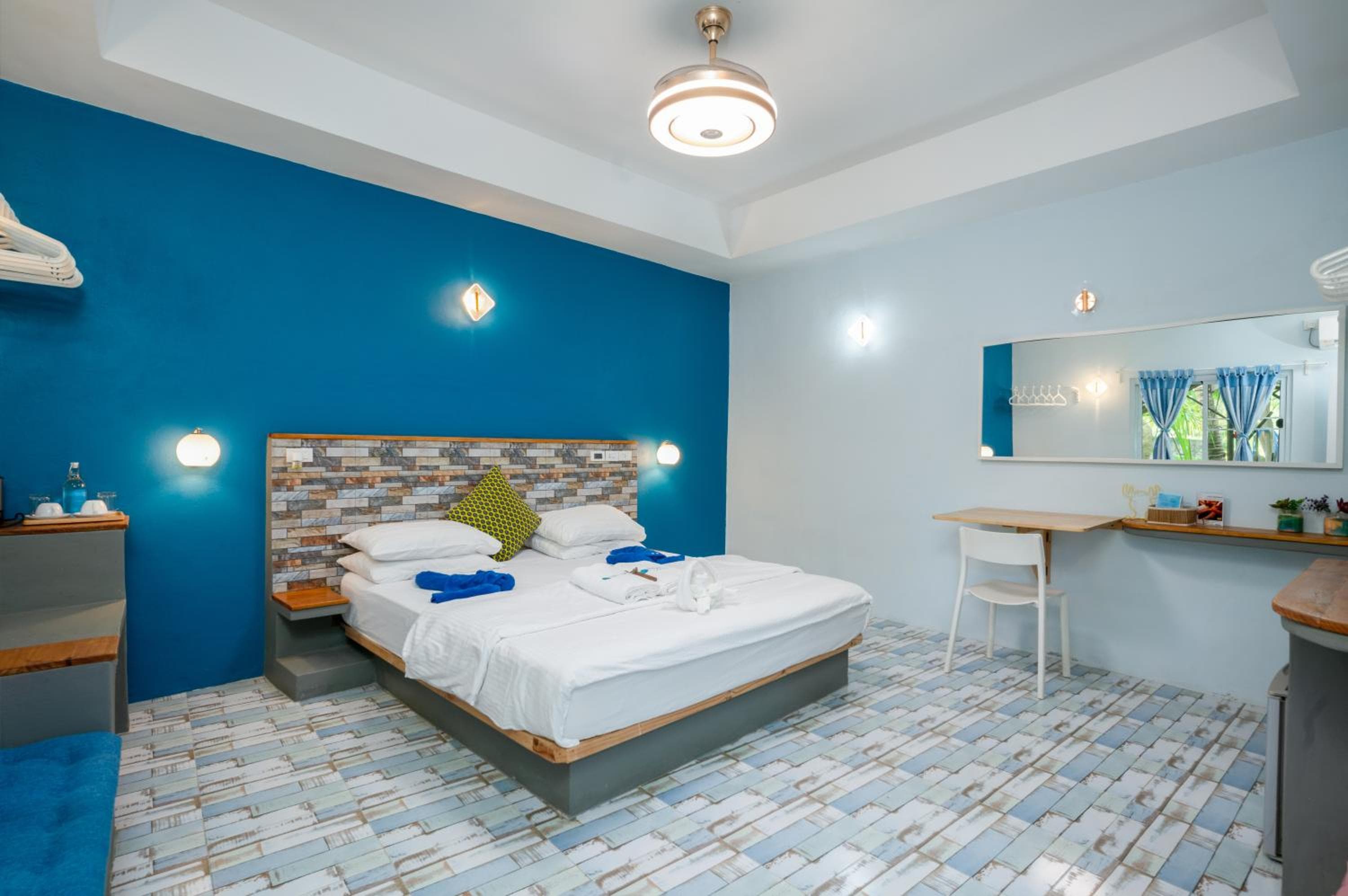 SeaLaVie Inn - View 54